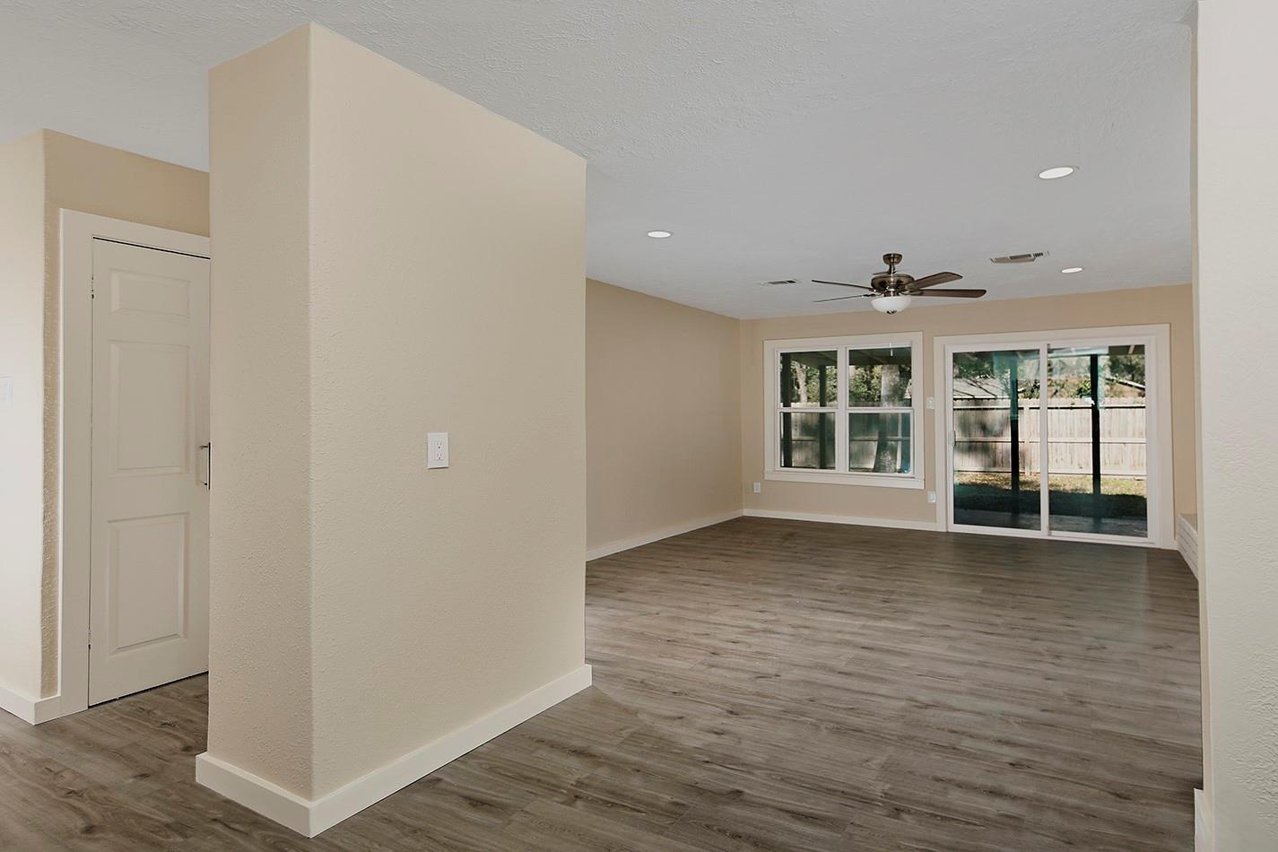 1002 E Red Cedar Circle