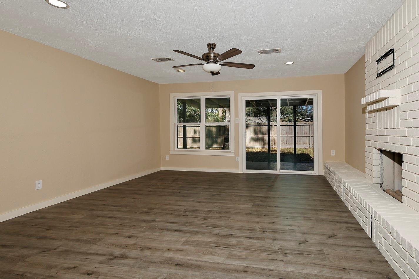 1002 E Red Cedar Circle