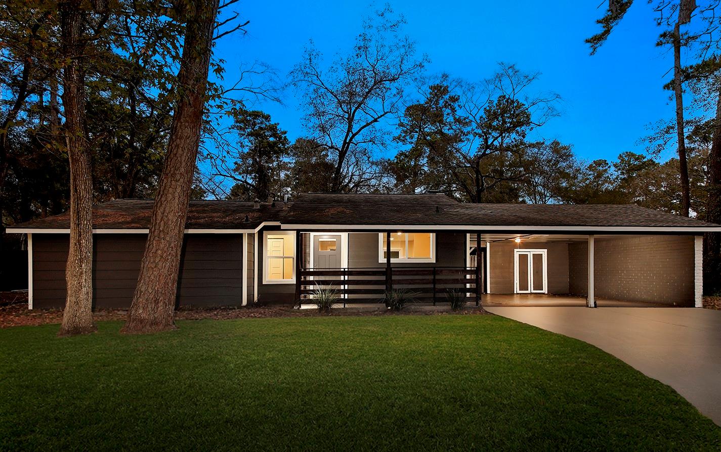 1002 E Red Cedar Circle