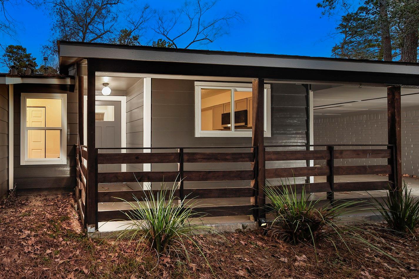 1002 E Red Cedar Circle