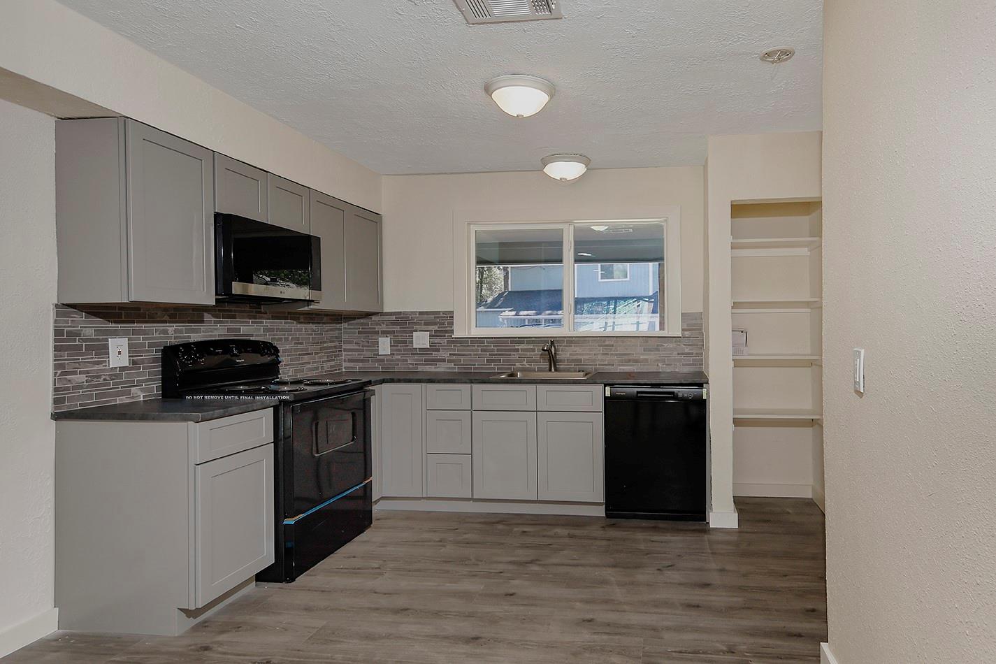 1002 E Red Cedar Circle