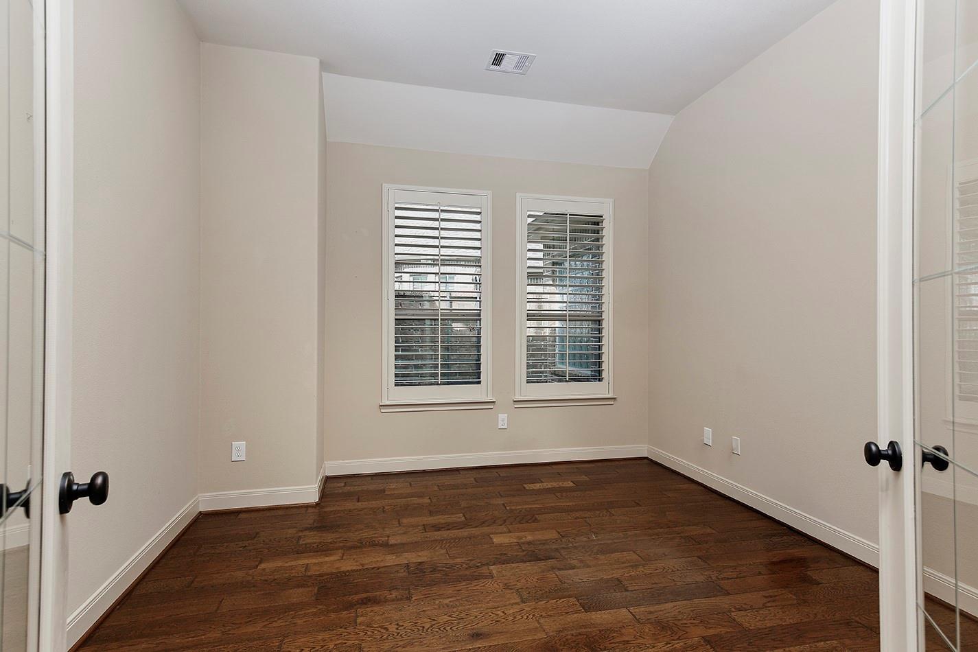 18 Chase Mills Place