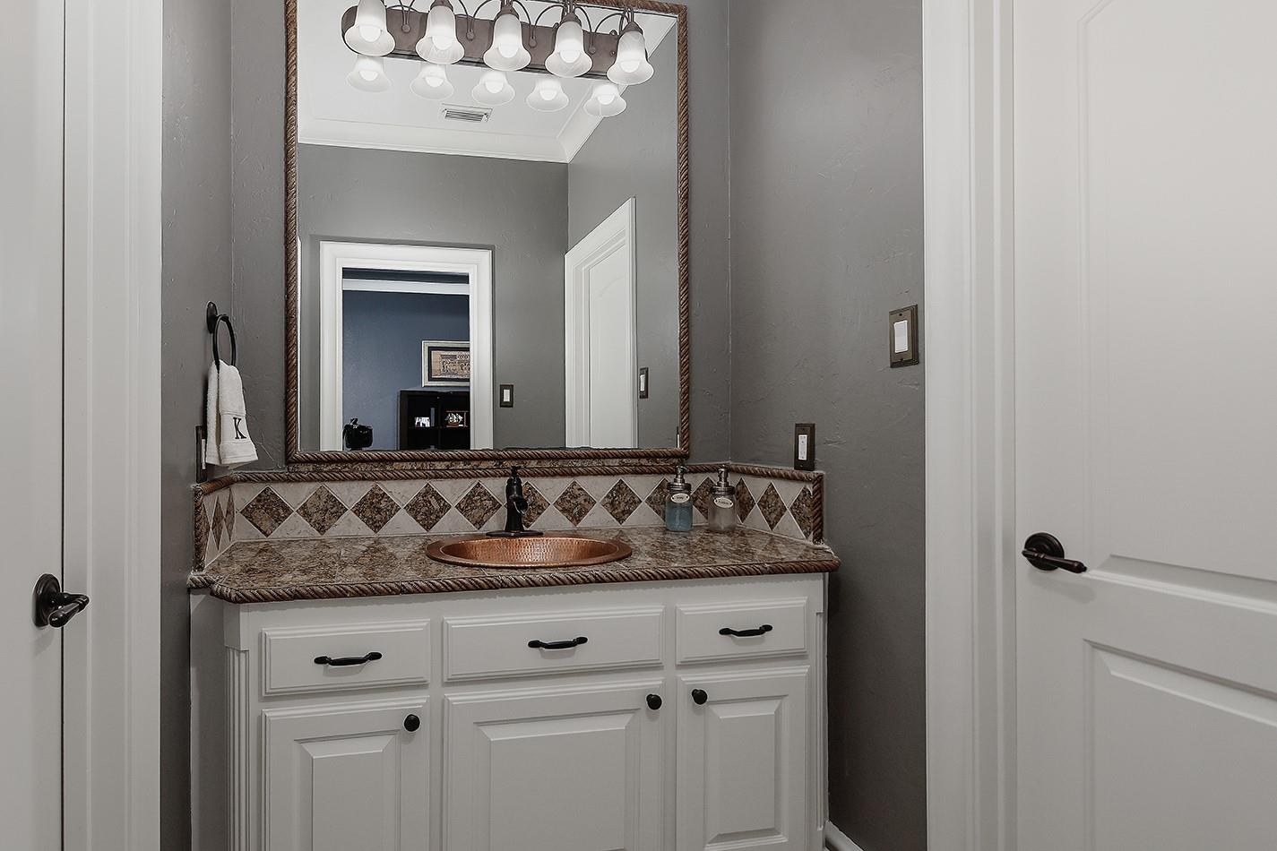 30 Player Green Place