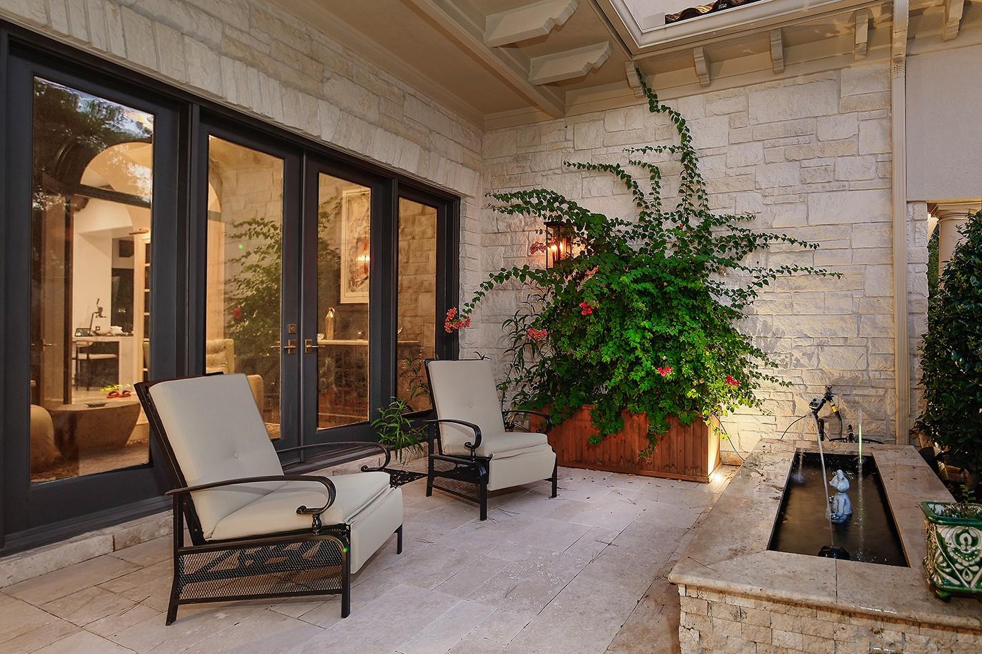 30 Player Green Place