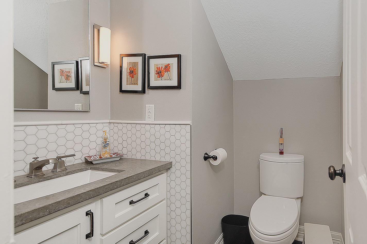 5 Indian Cedar Lane