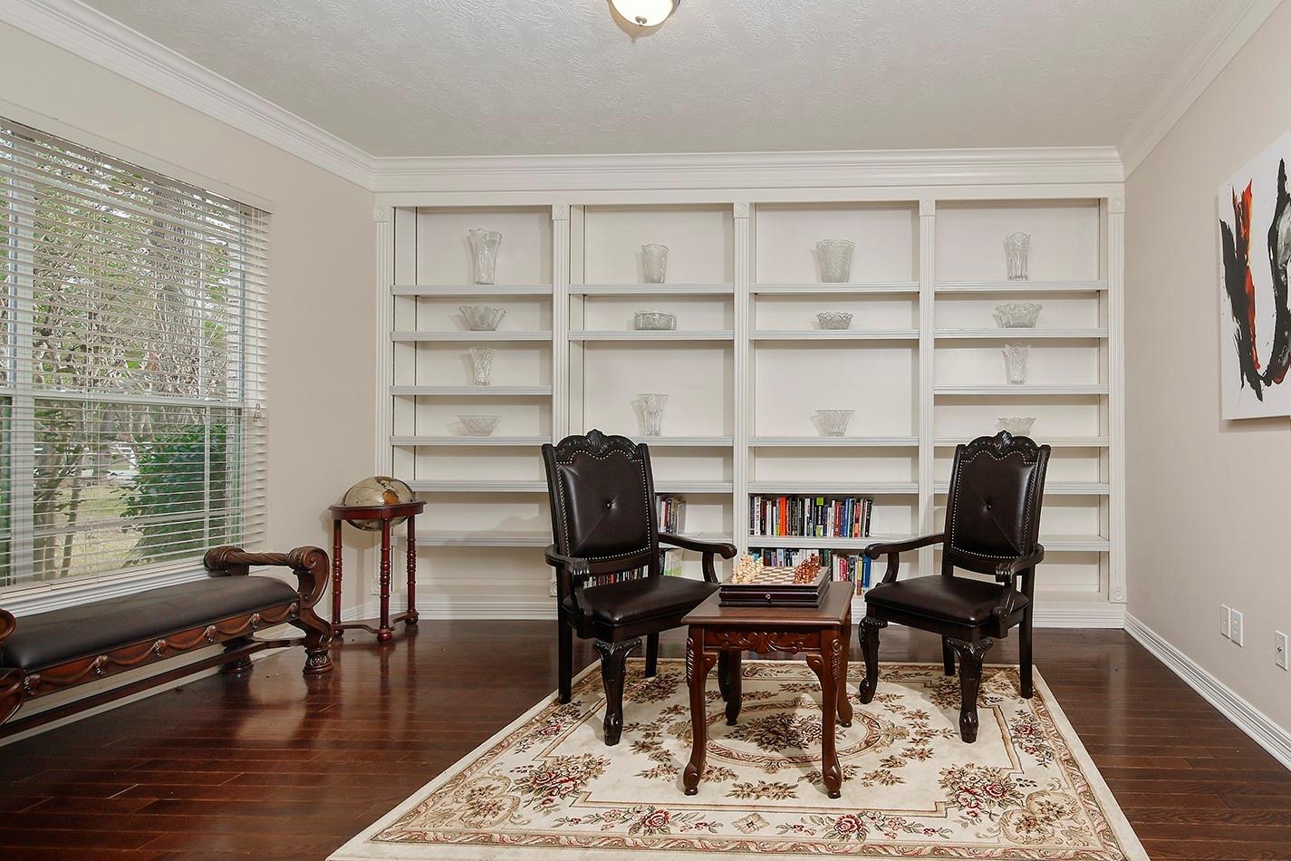 11827 Water Oak Drive