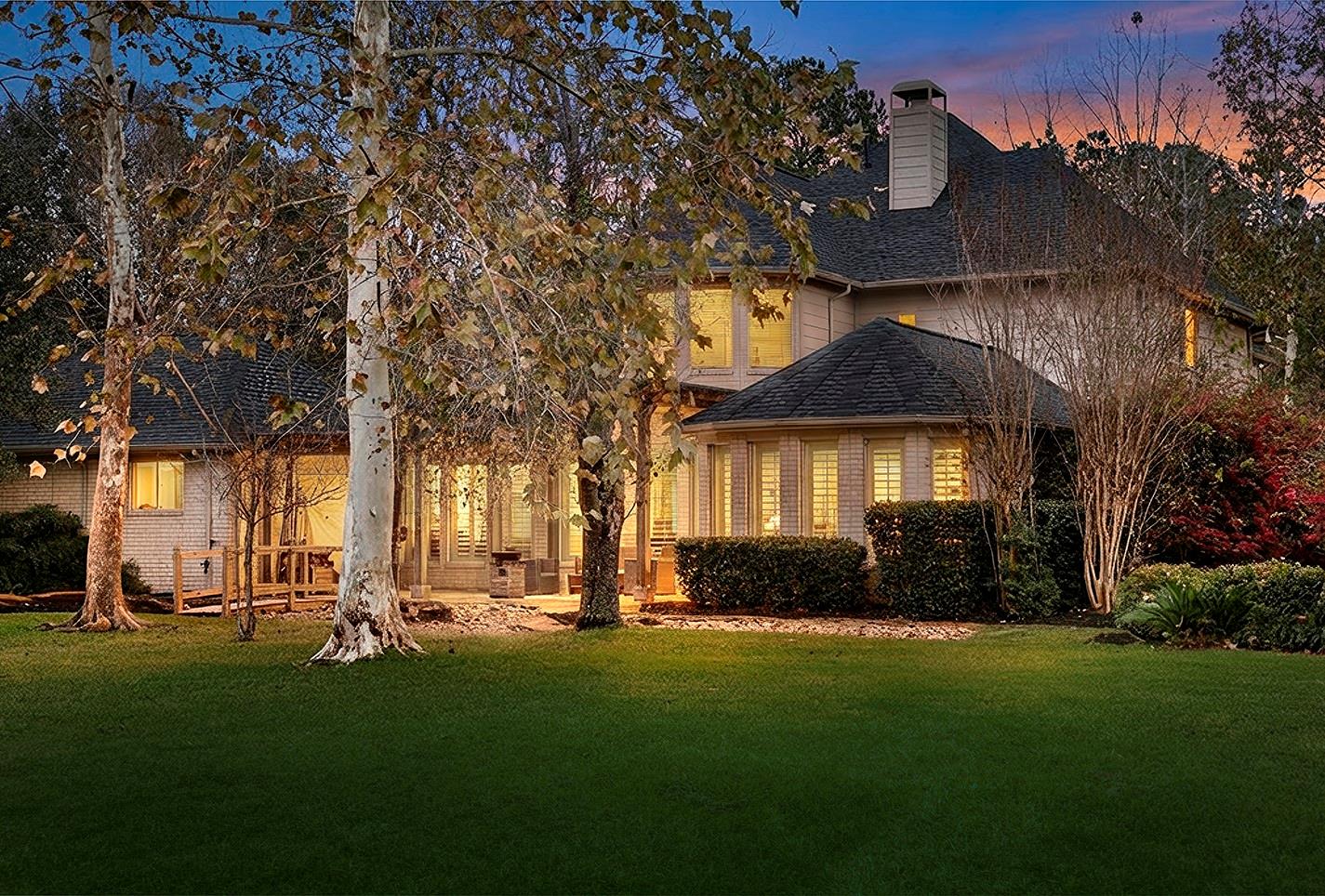 11827 Water Oak Drive