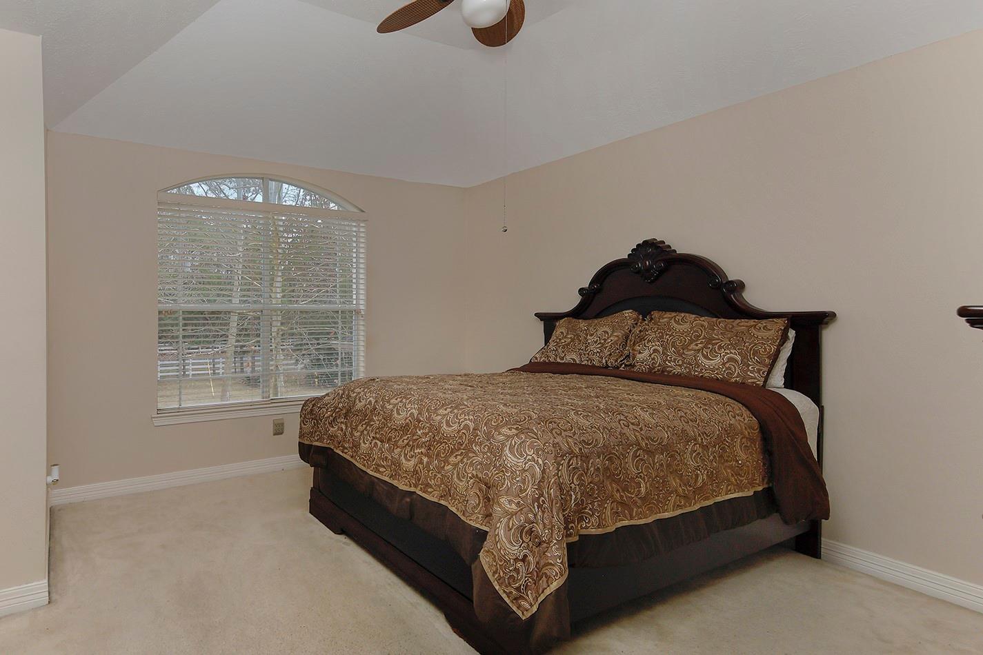 11827 Water Oak Drive