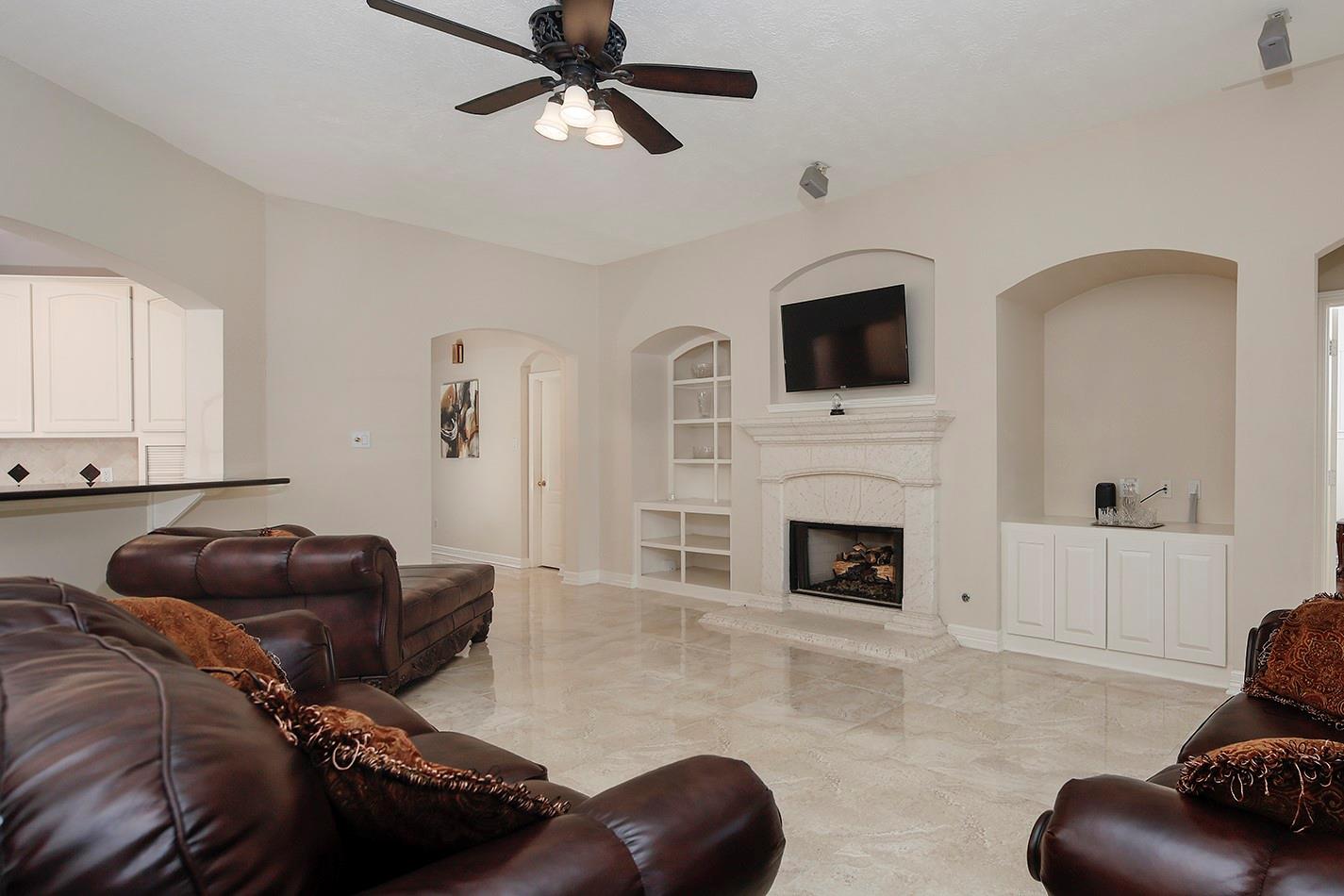 11827 Water Oak Drive