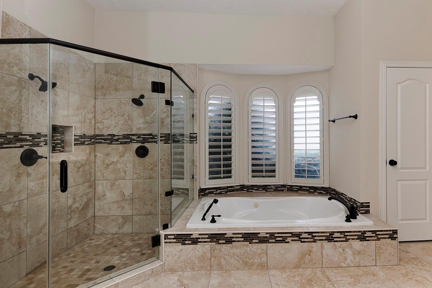 11827 Water Oak Drive