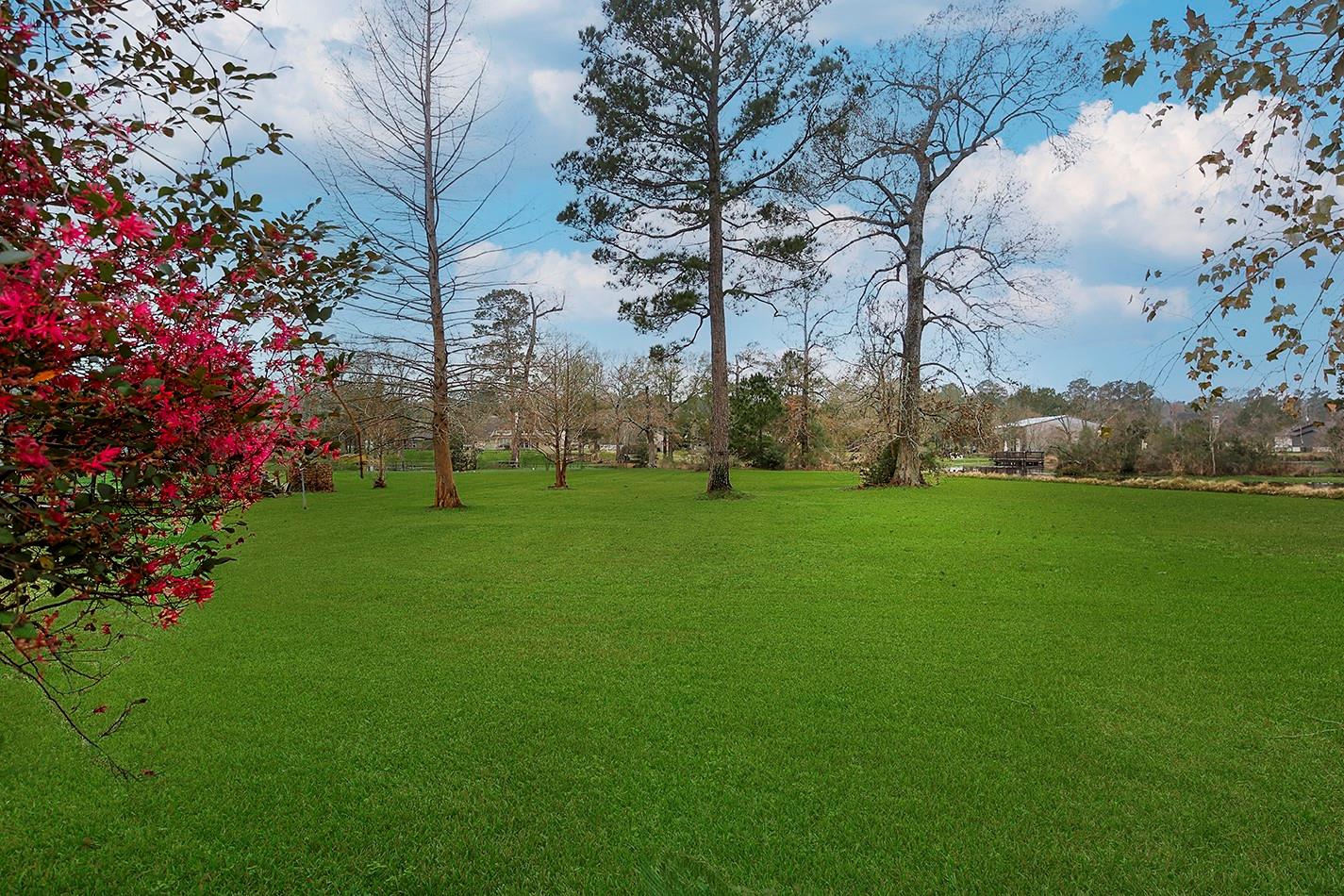 11827 Water Oak Drive