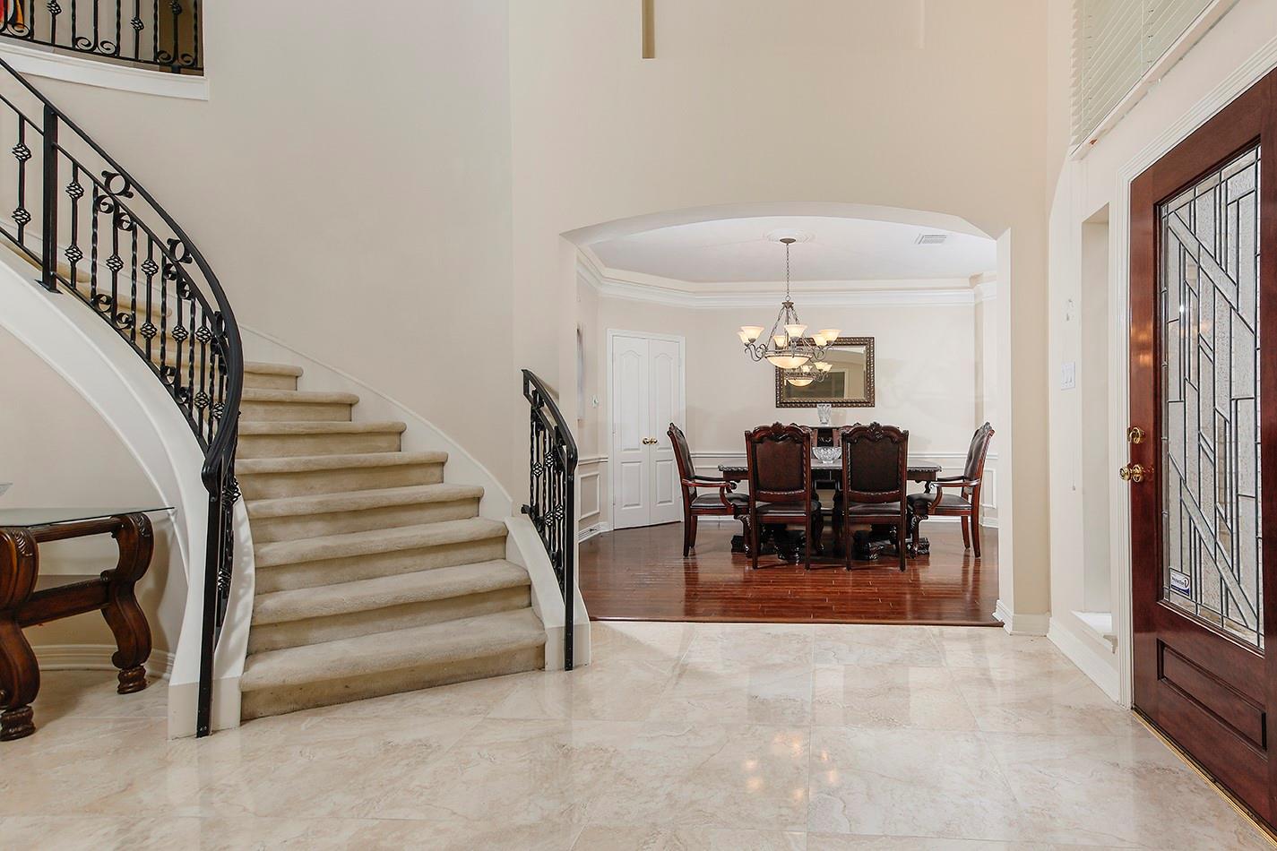 11827 Water Oak Drive