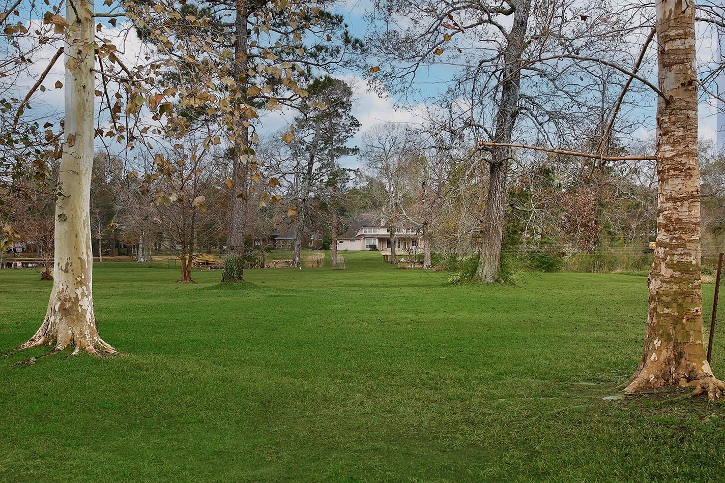 11827 Water Oak Drive