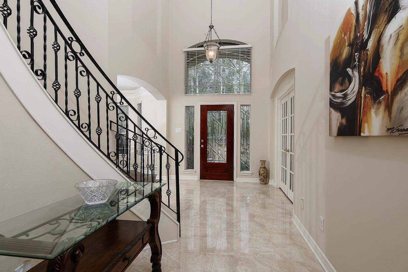 11827 Water Oak Drive