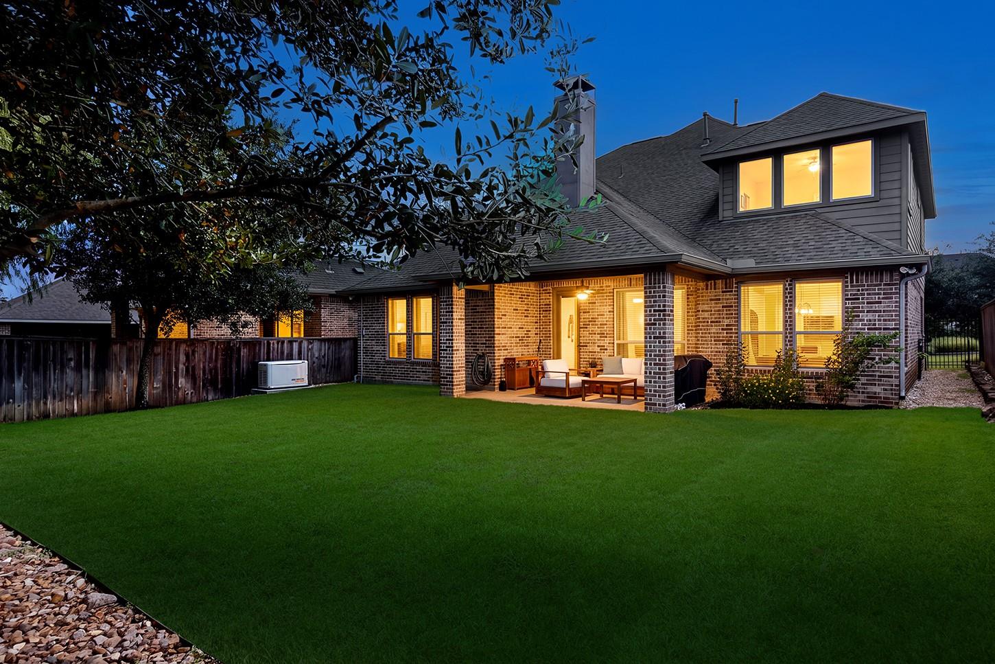 55 Twin Ponds Place