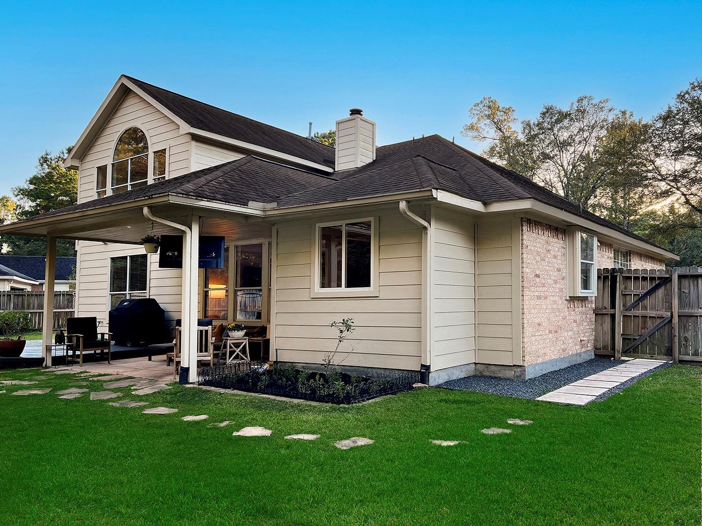 10 Acacia Park Place