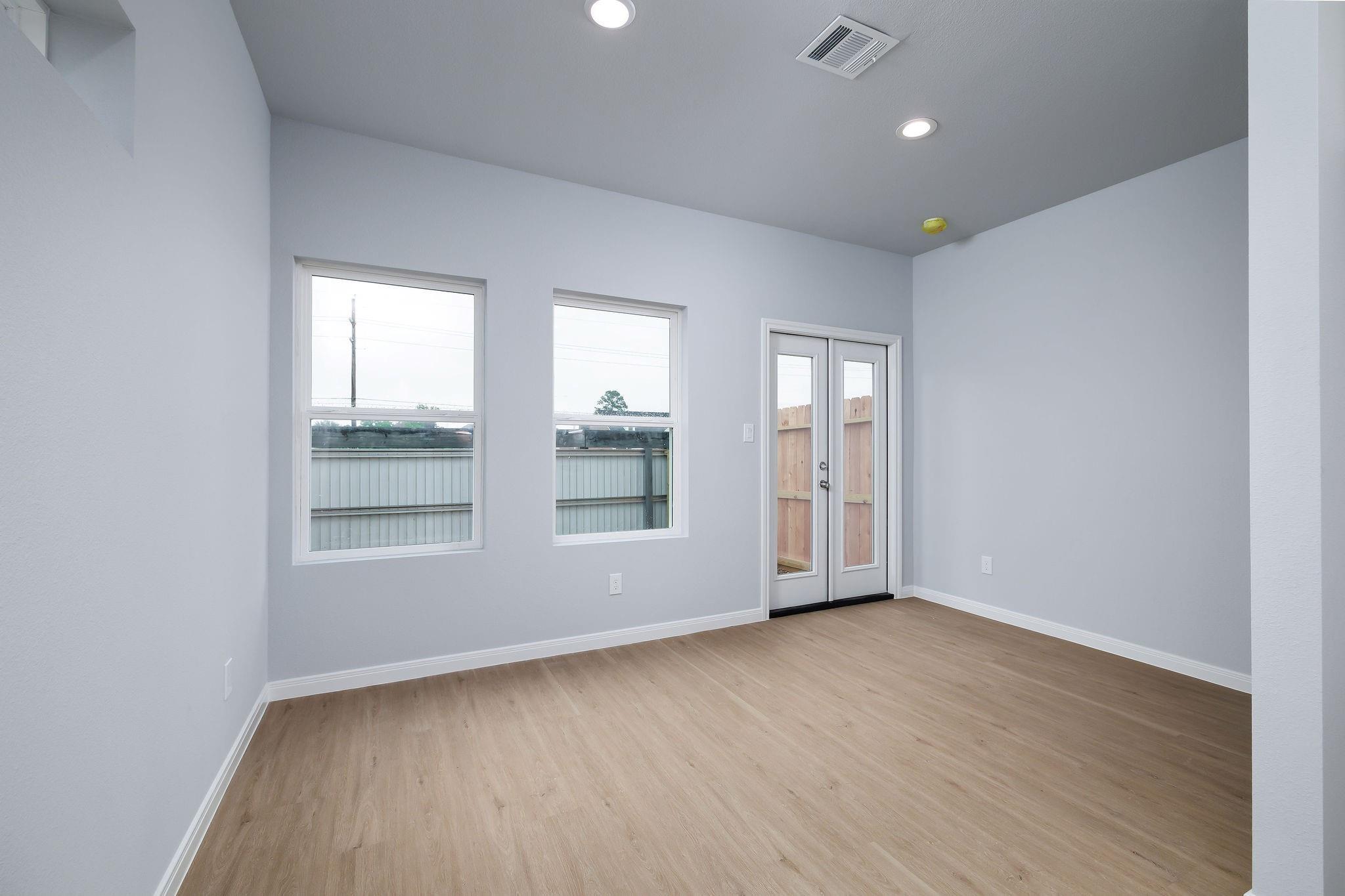 18834 Elegance Avenue