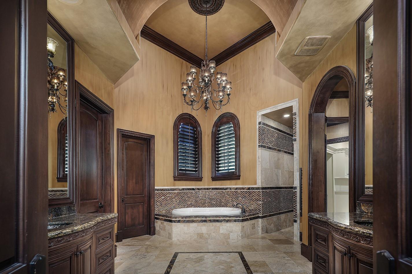 7918 Red Bay Circle