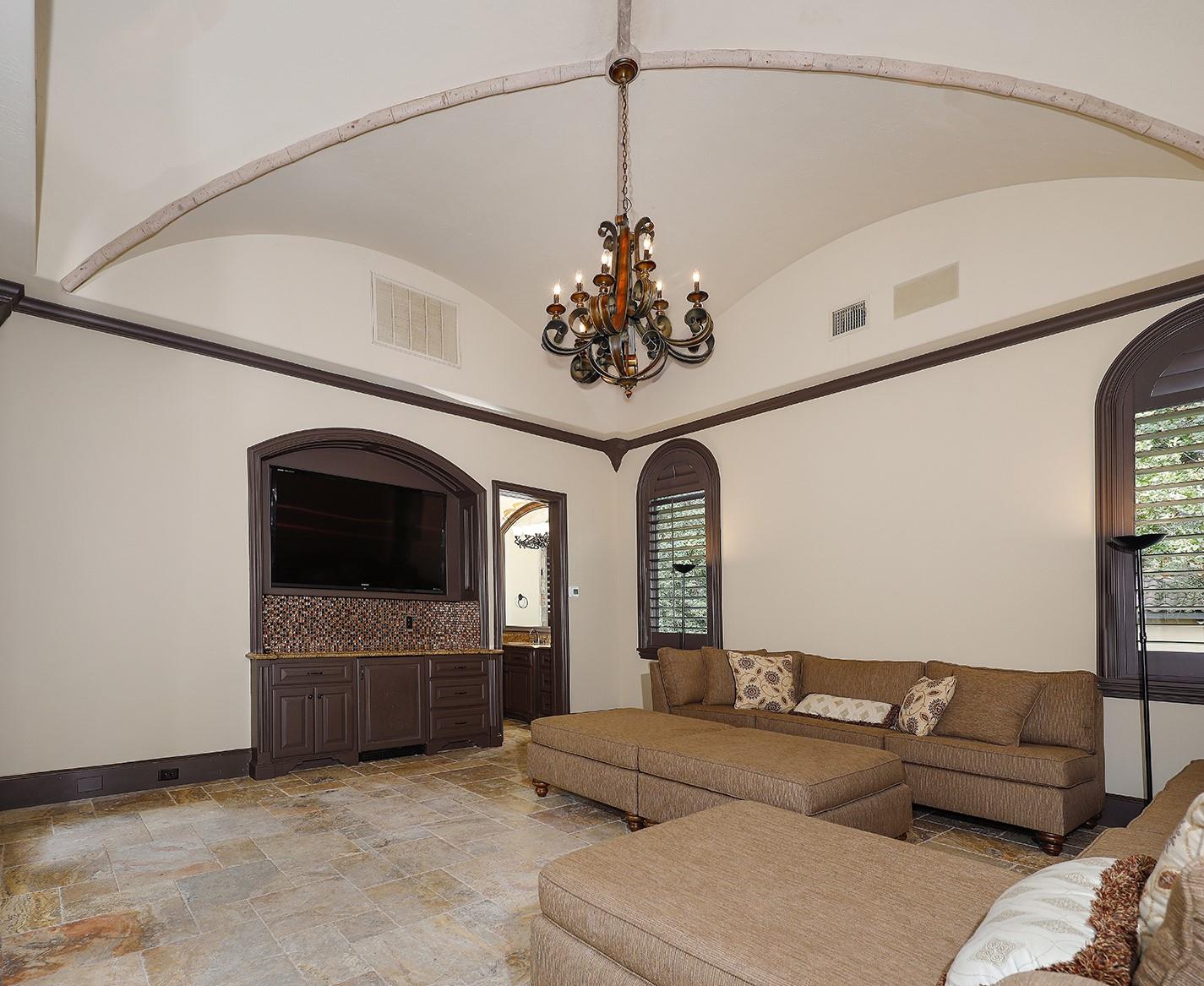 7918 Red Bay Circle