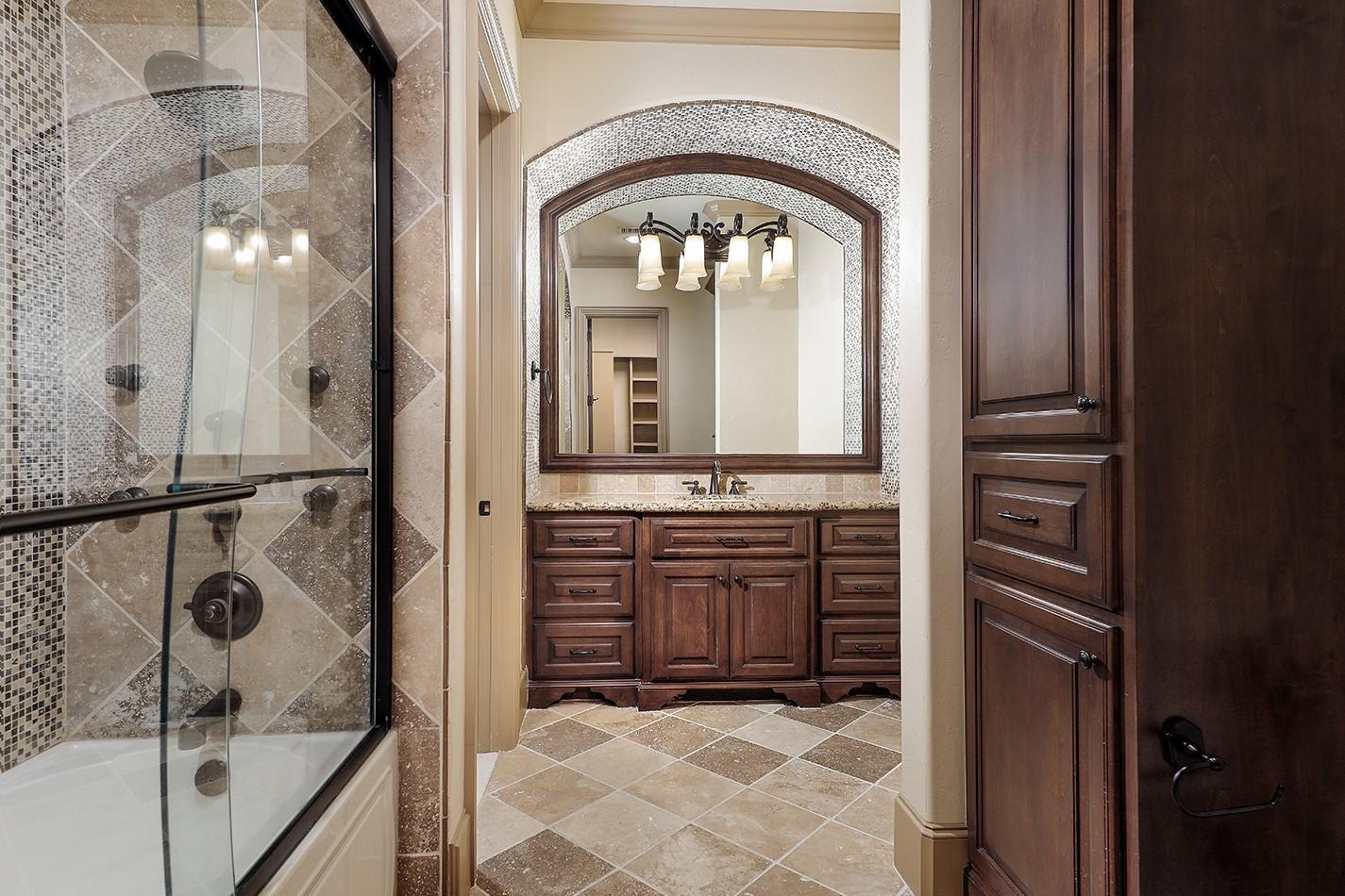 7918 Red Bay Circle