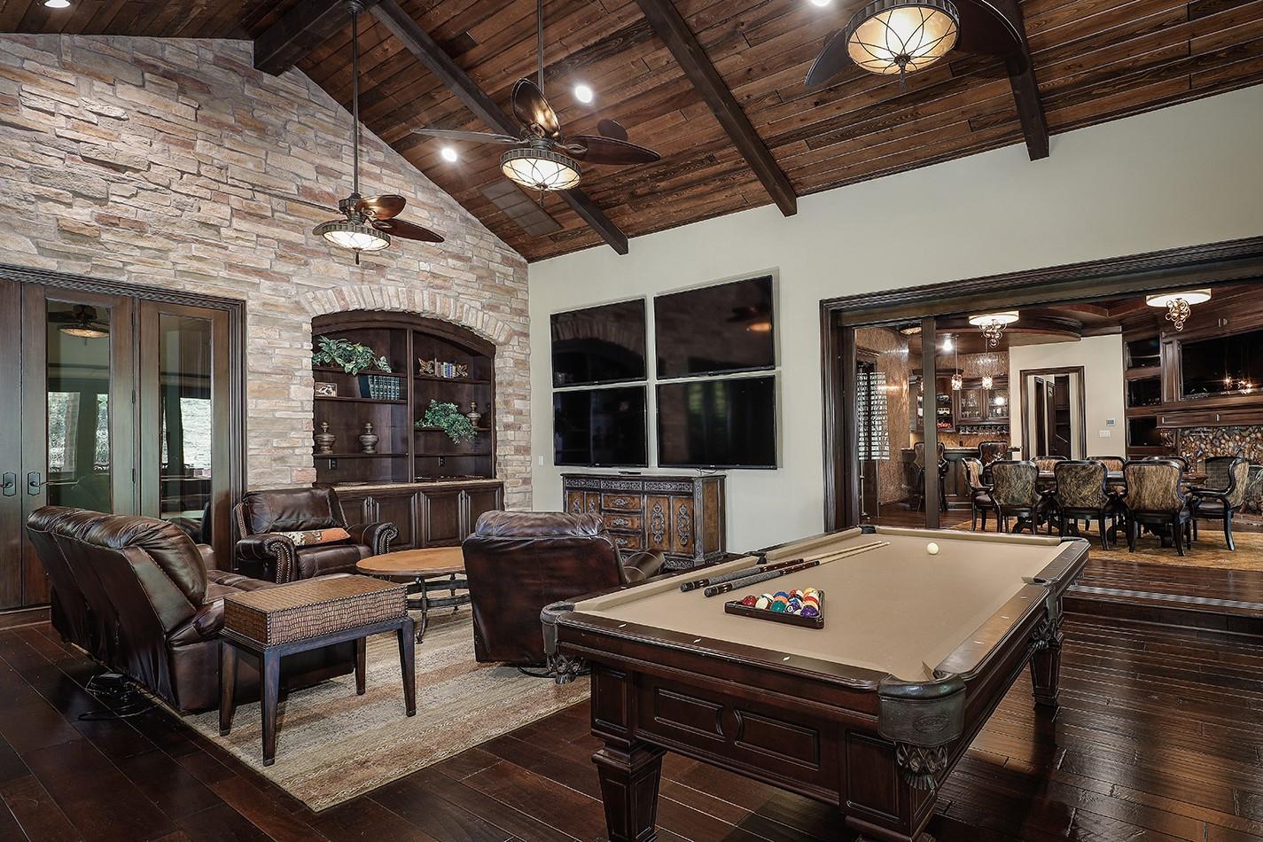 7918 Red Bay Circle