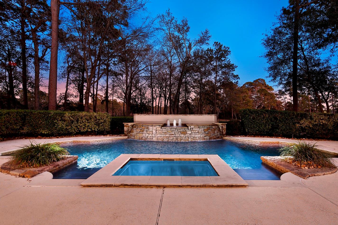 32 Palmer Woods Drive