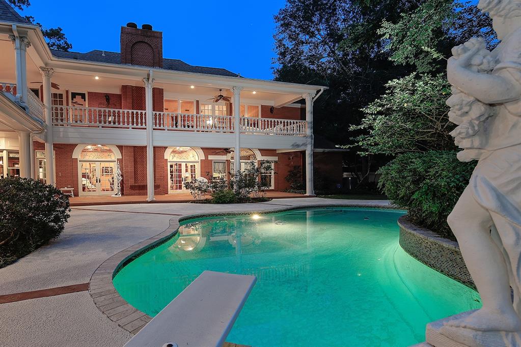 50 Watertree Drive