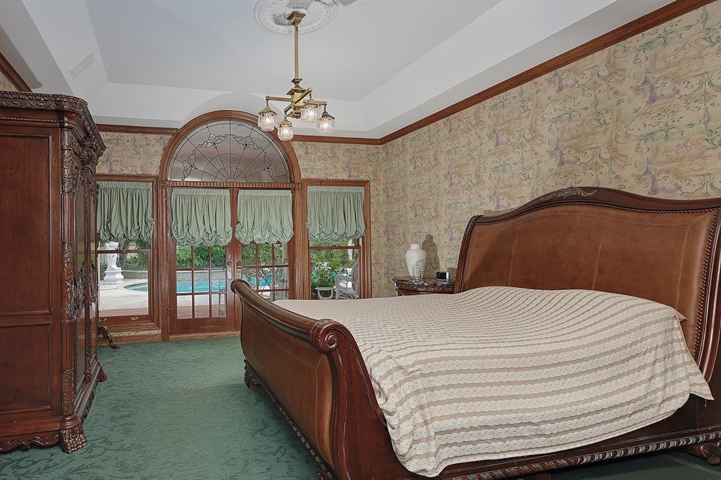 50 Watertree Drive