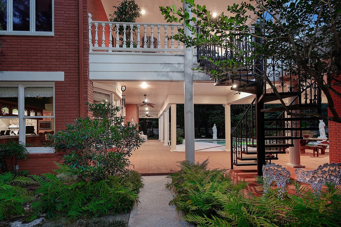 50 Watertree Drive