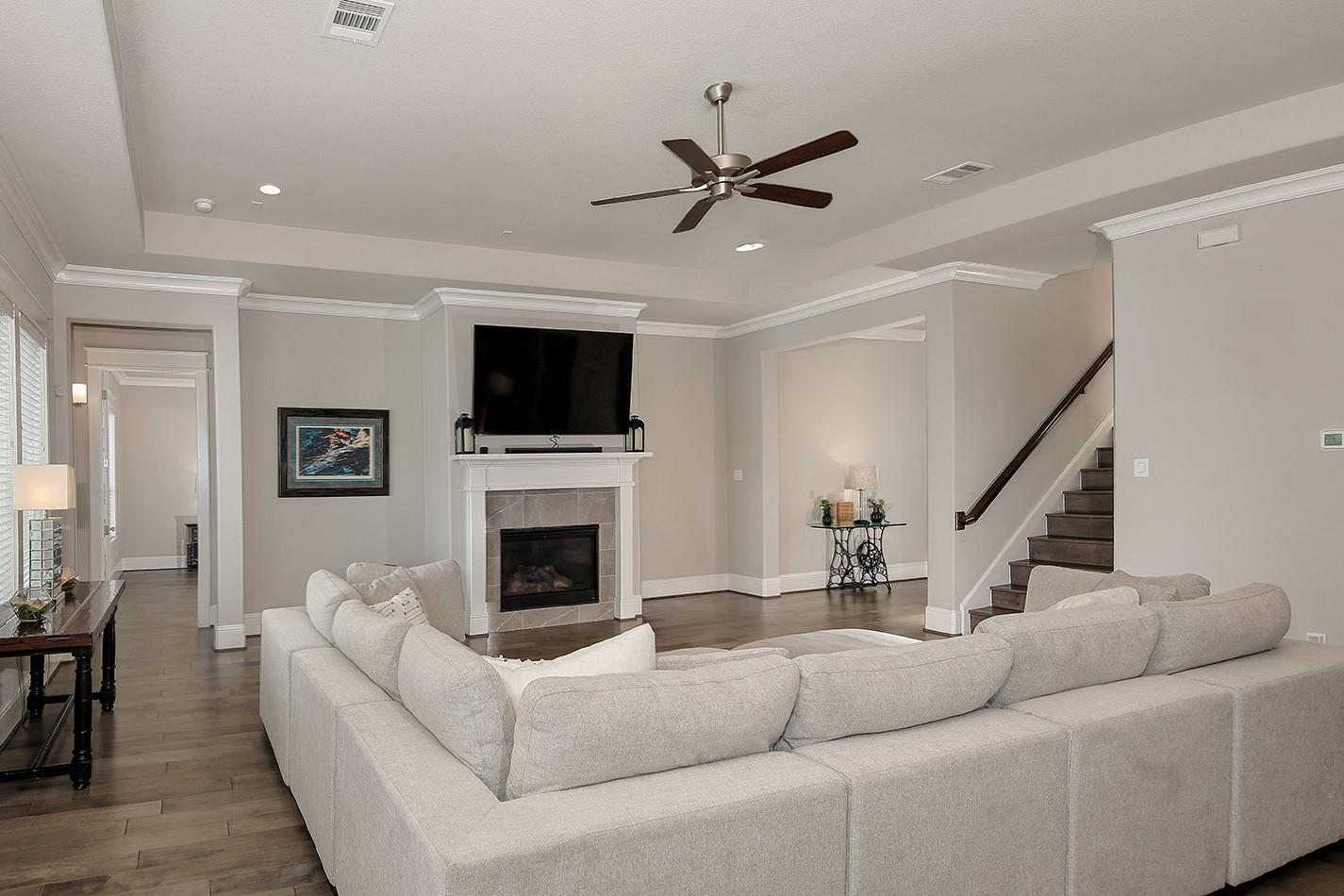 2205 Salt Grass Trail