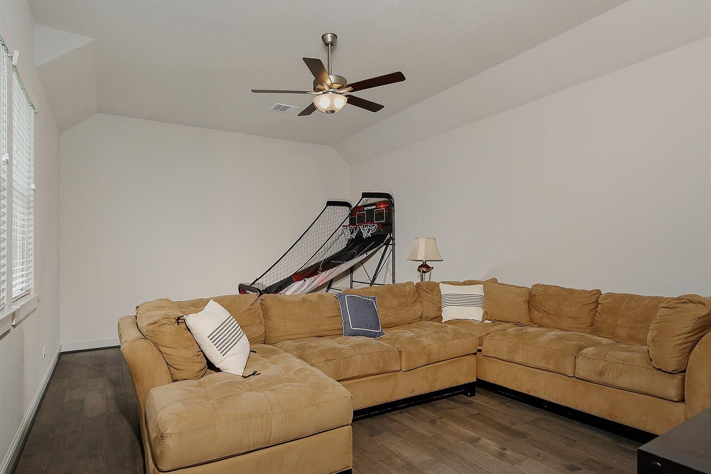 2205 Salt Grass Trail