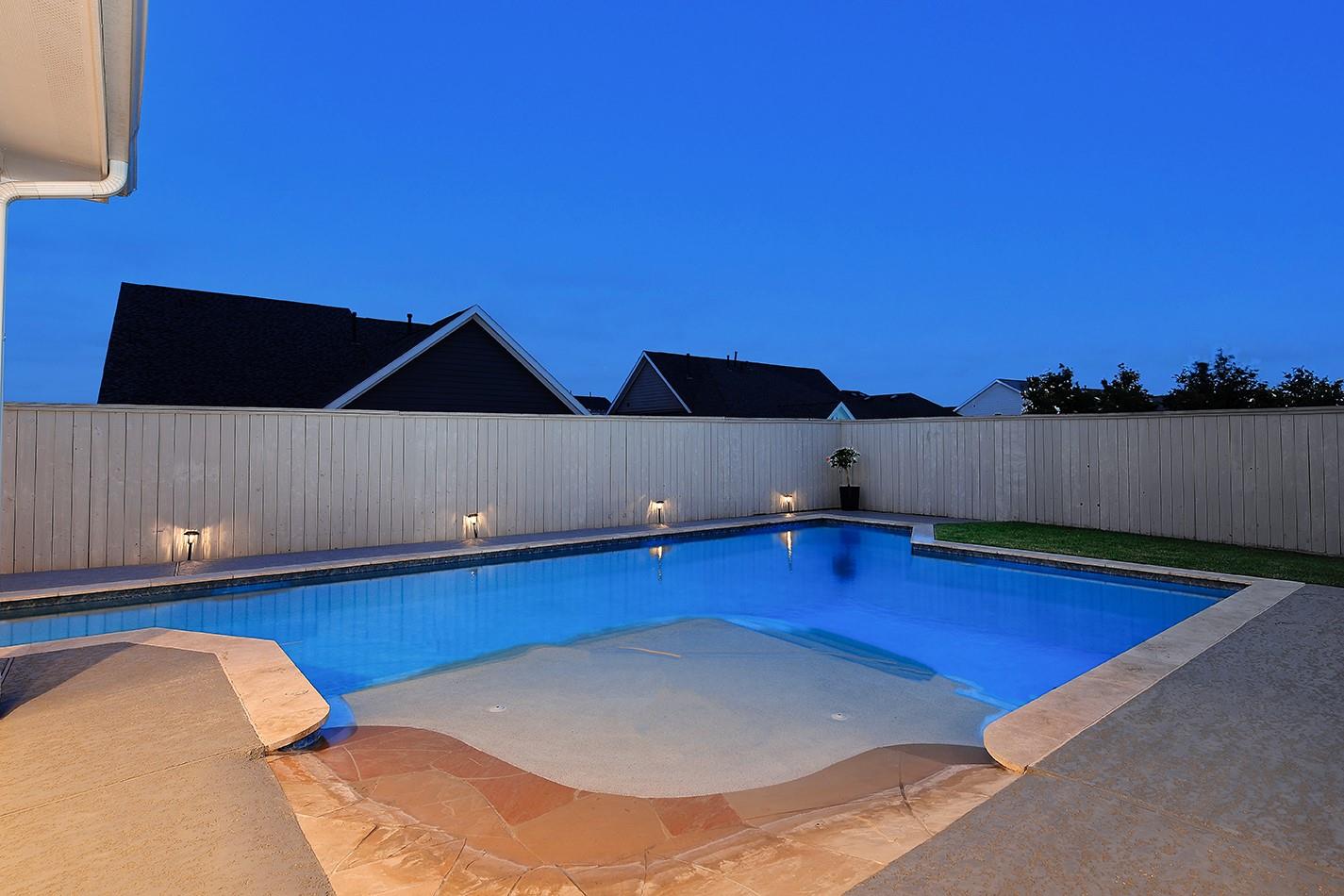 2205 Salt Grass Trail