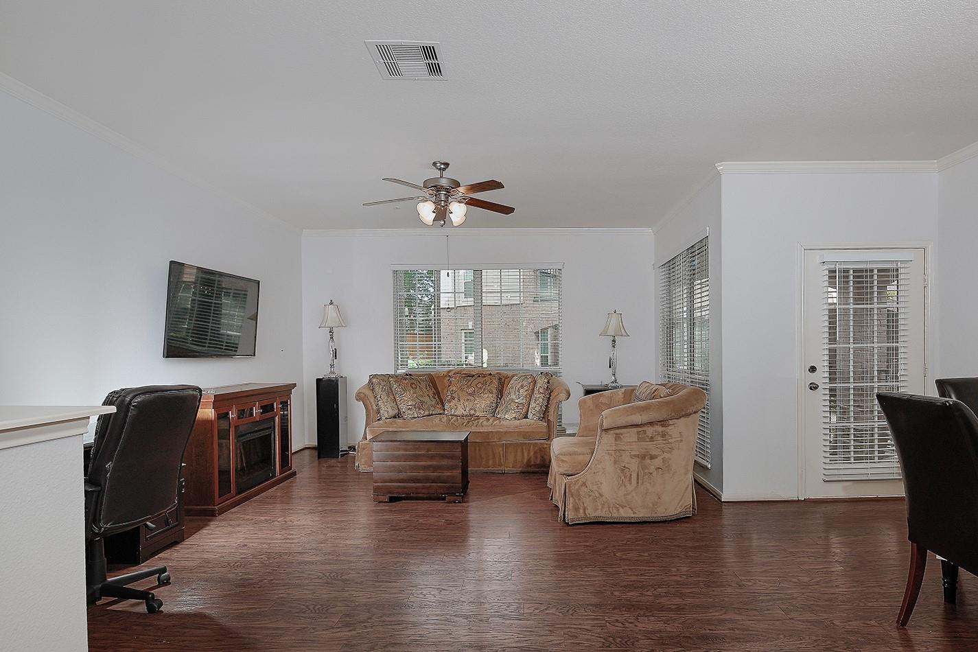 6607 Lake Woodlands Drive # 314