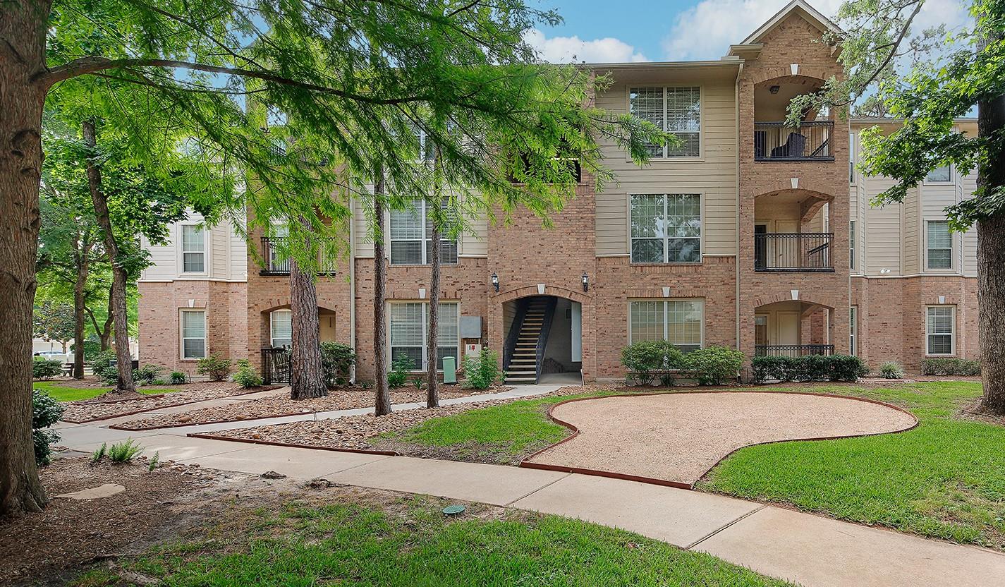 6607 Lake Woodlands Drive # 314