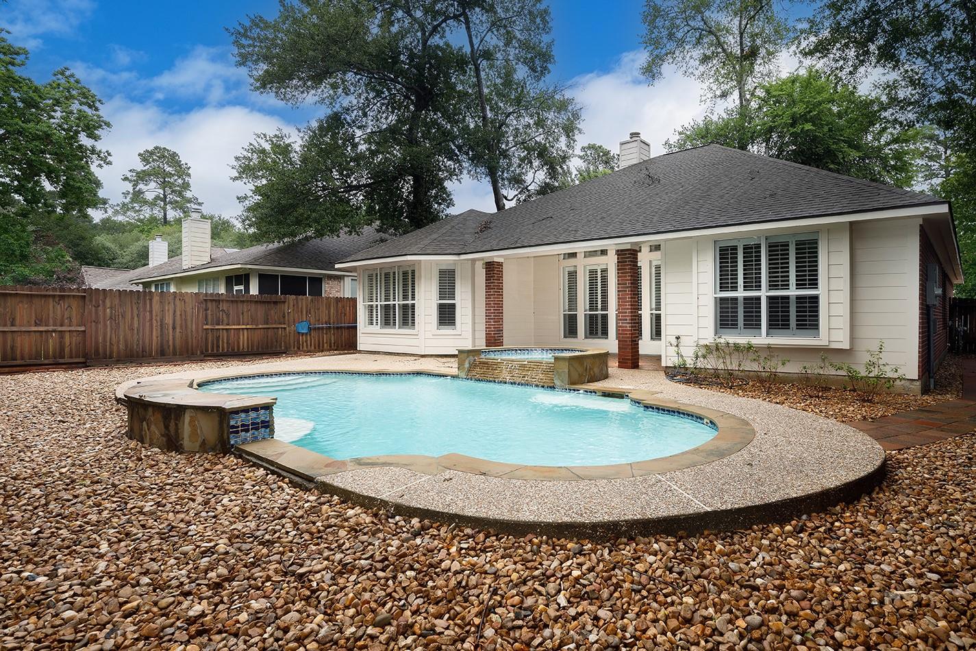 203 S Brooksedge Circle