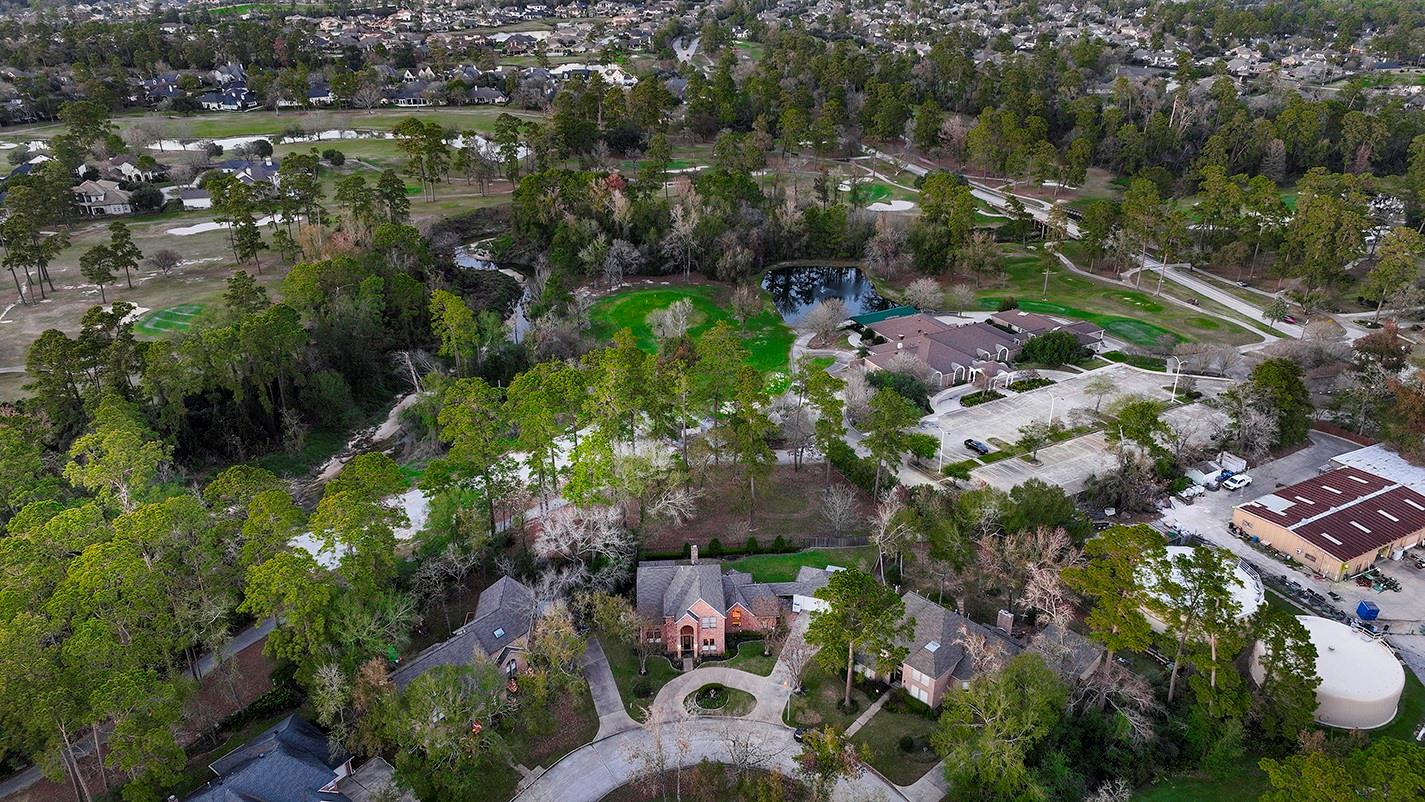 24635 W Kingscrest Circle