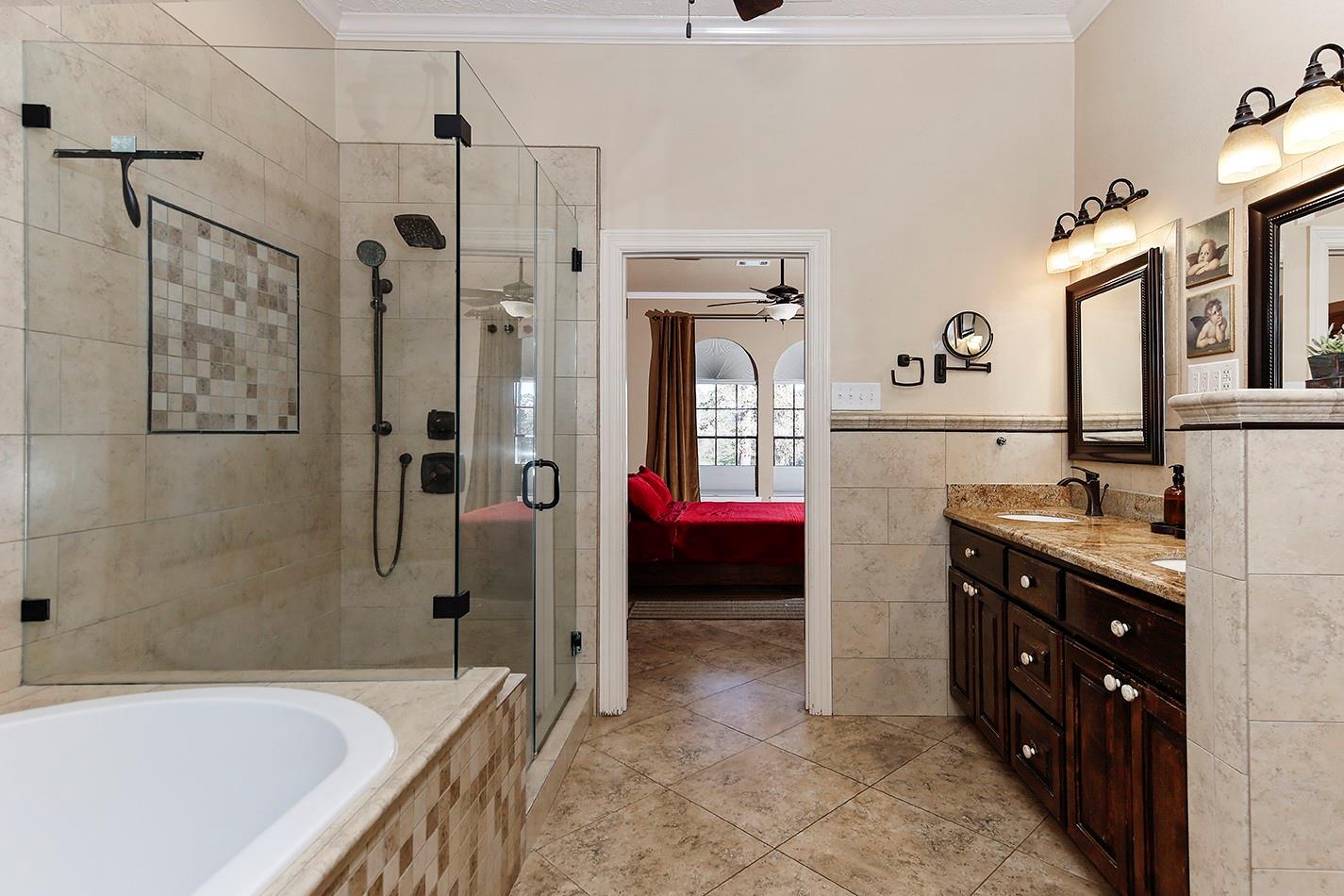 24635 W Kingscrest Circle