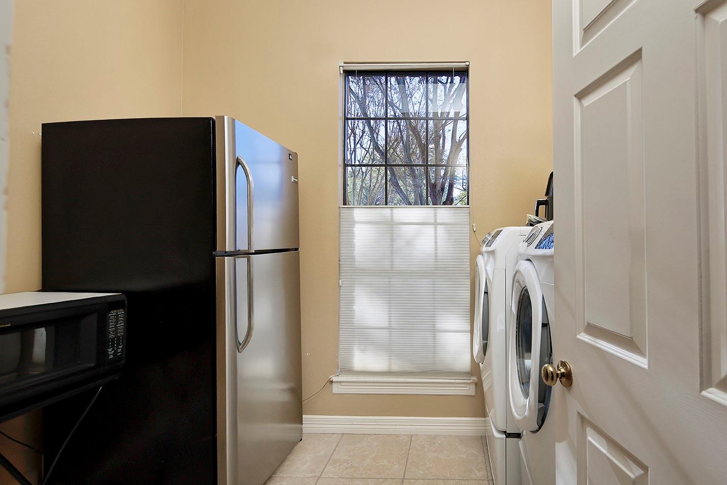 24635 W Kingscrest Circle