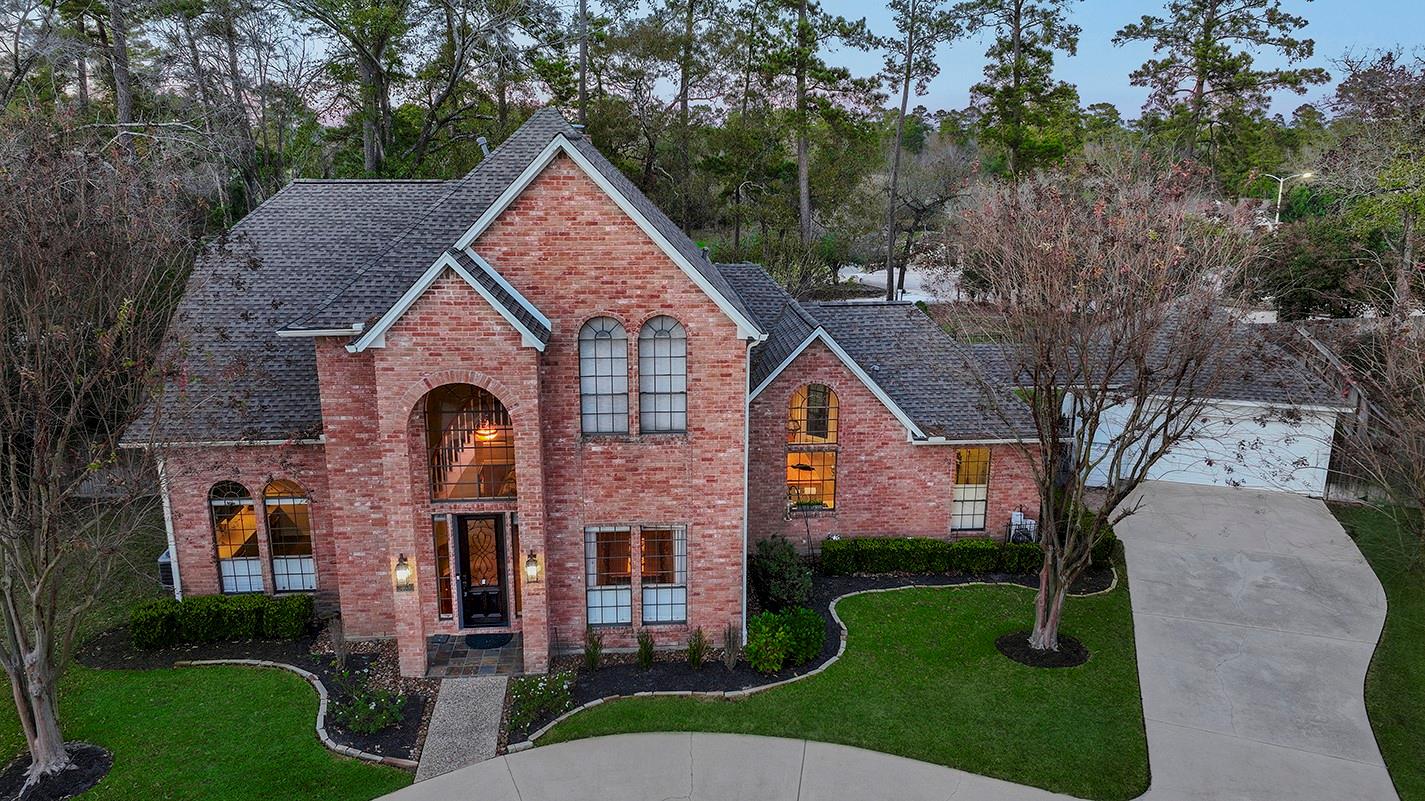 24635 W Kingscrest Circle