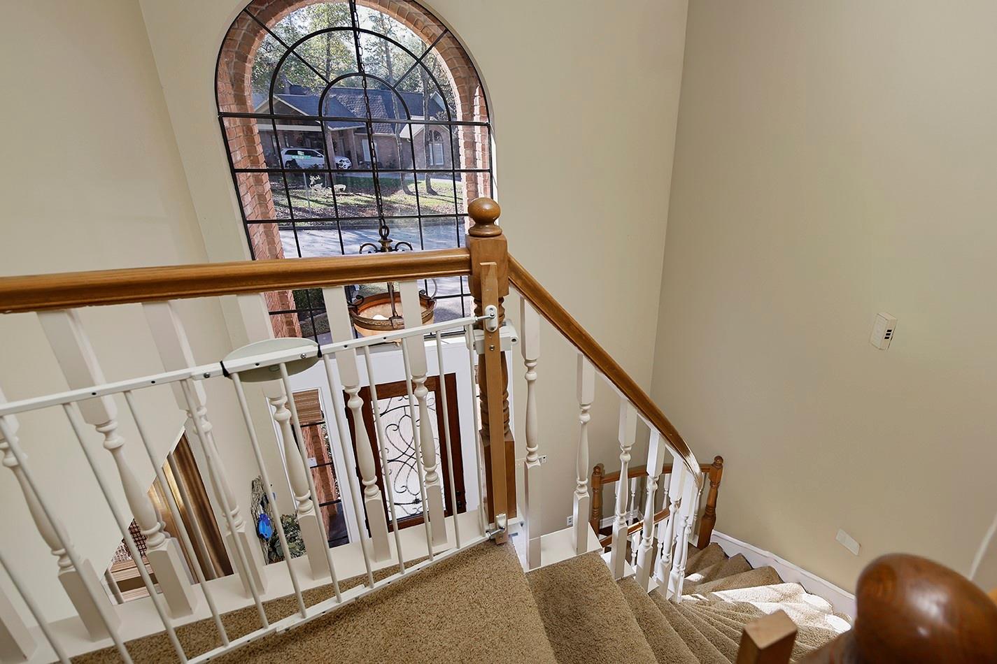 24635 W Kingscrest Circle