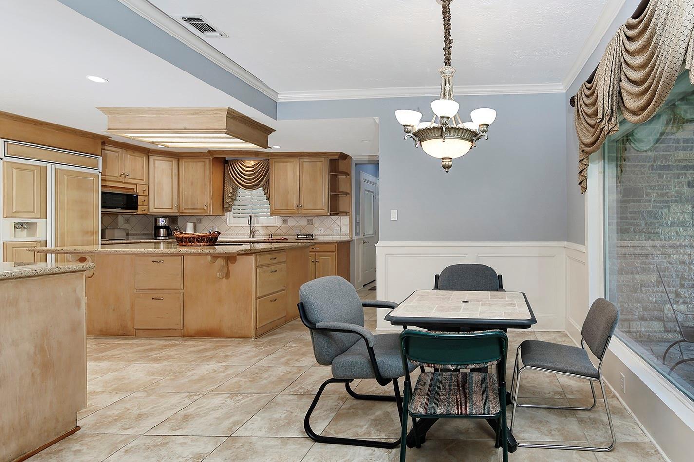 13115 Mission Valley Drive