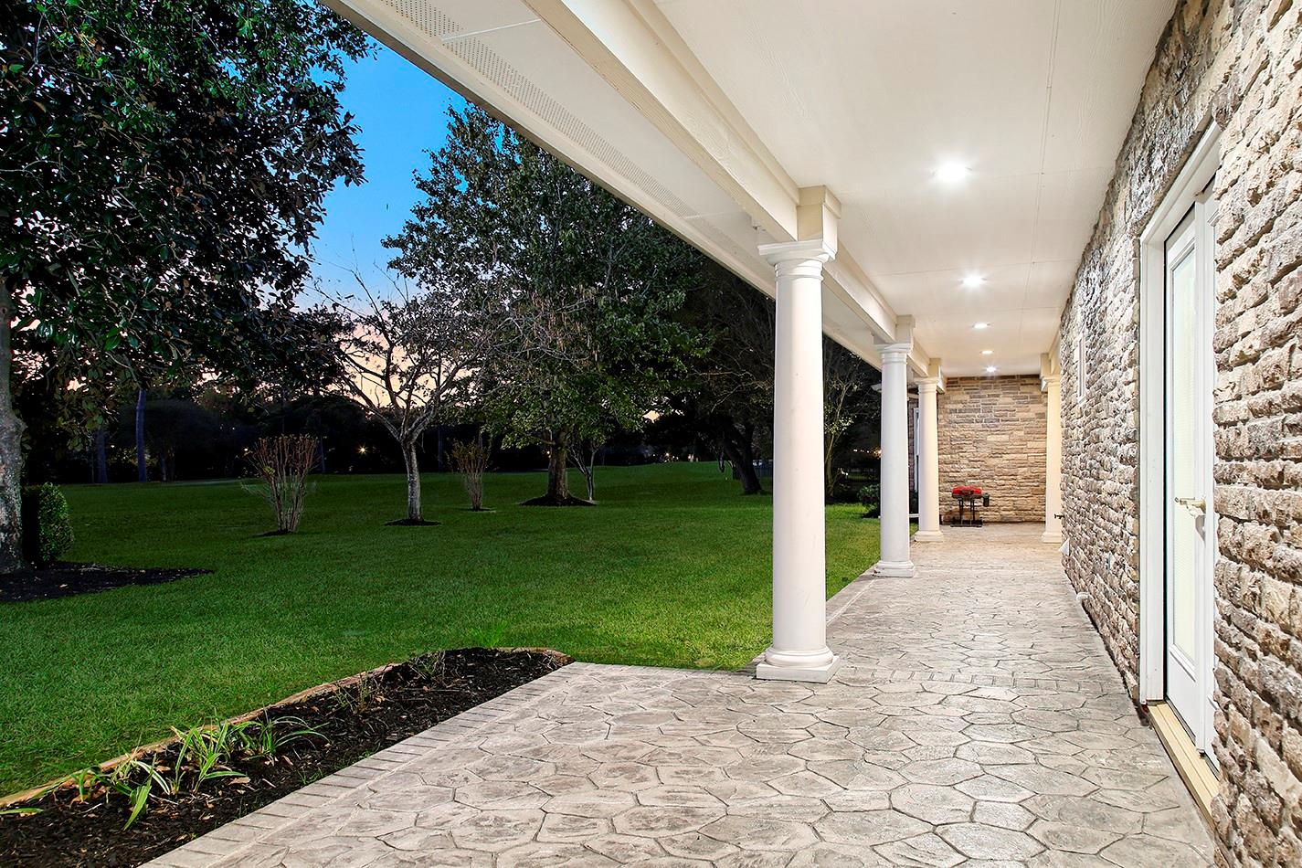 13115 Mission Valley Drive