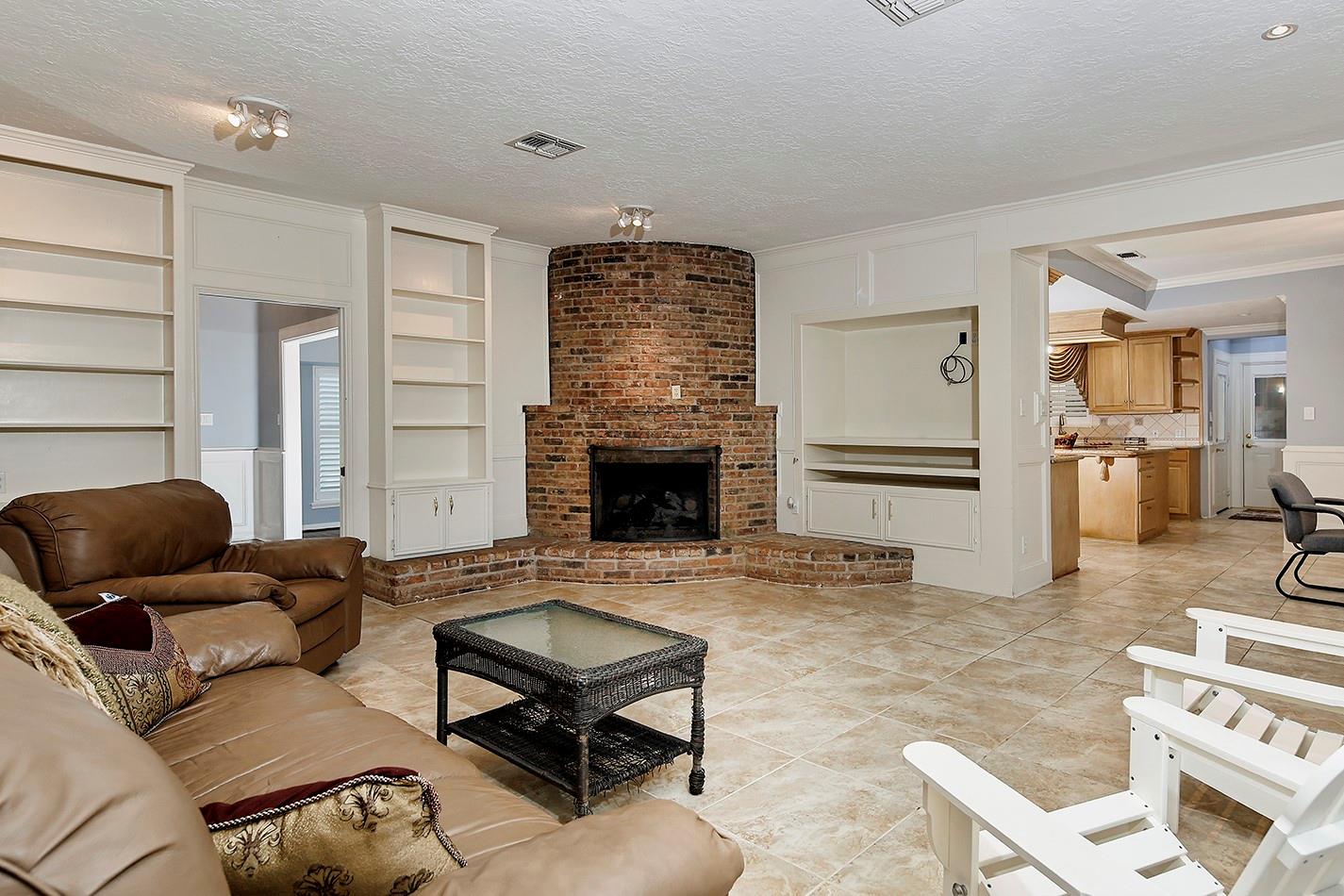 13115 Mission Valley Drive