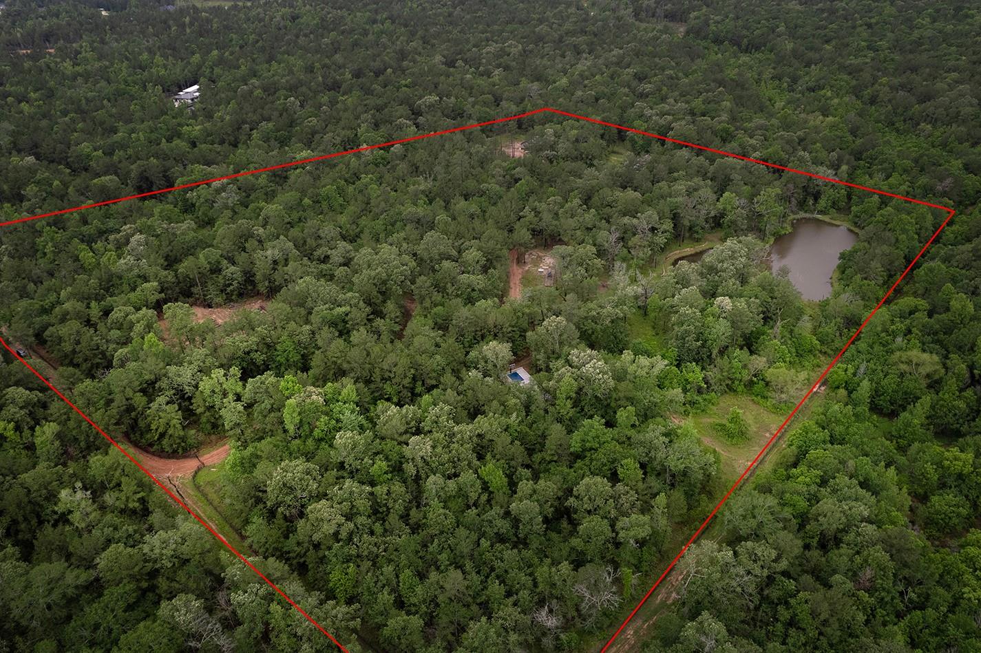 23514 Saratoga Woods Drive