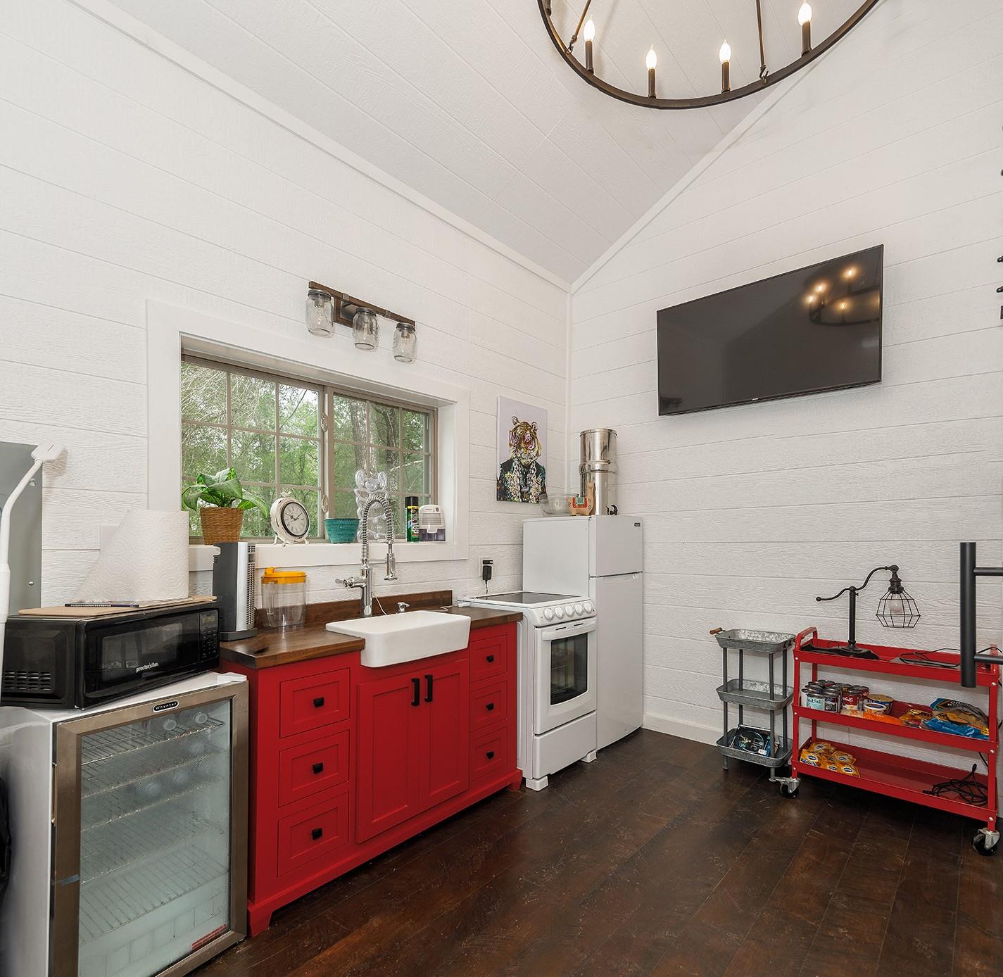 23514 Saratoga Woods Drive