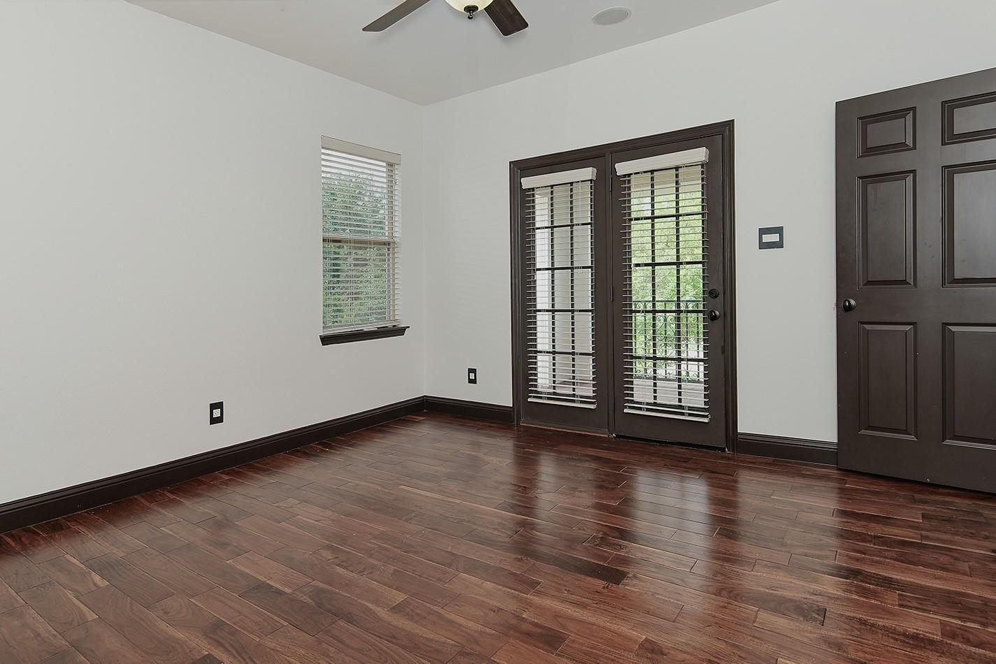 31 N Player Manor Circle