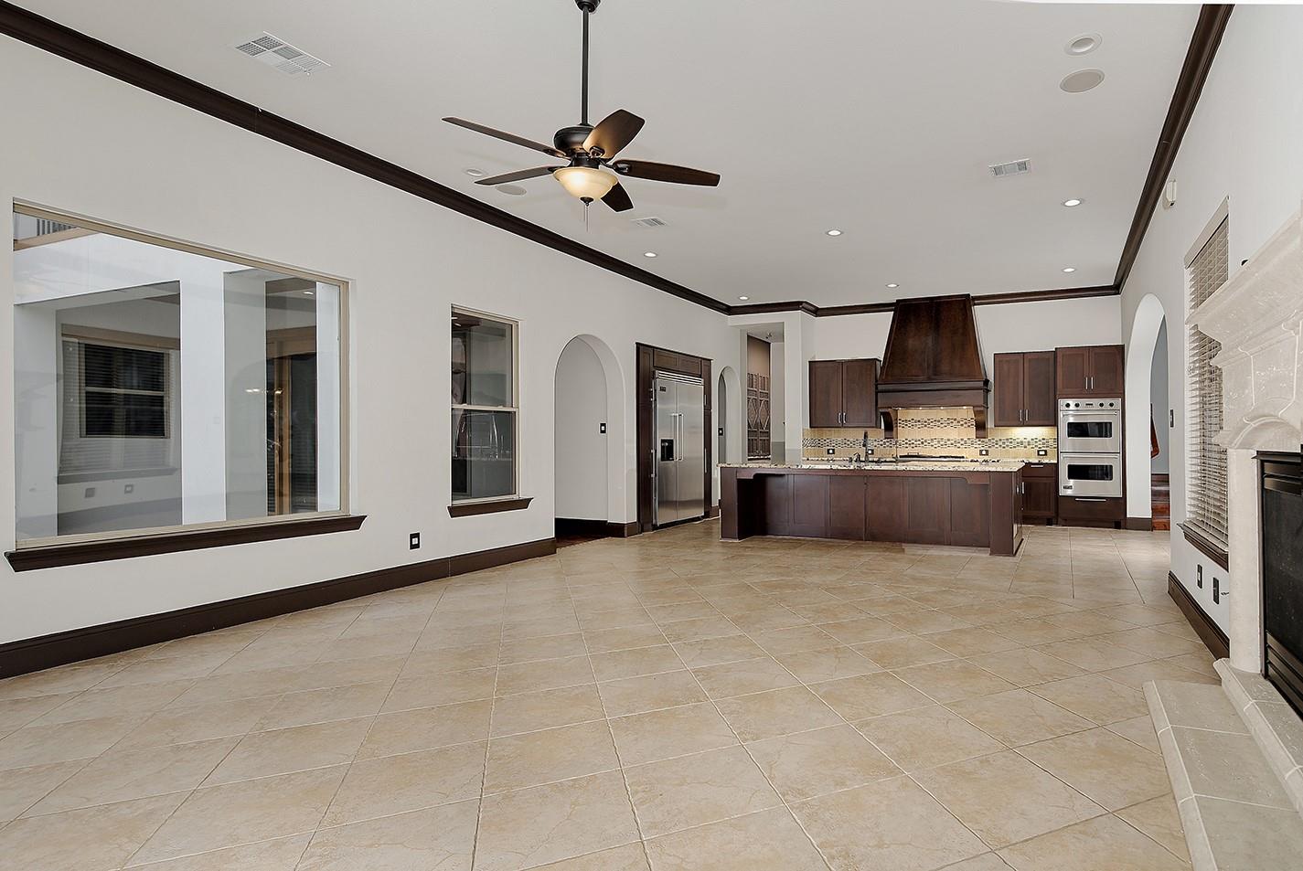 31 N Player Manor Circle