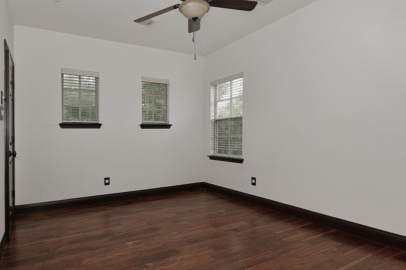 31 N Player Manor Circle