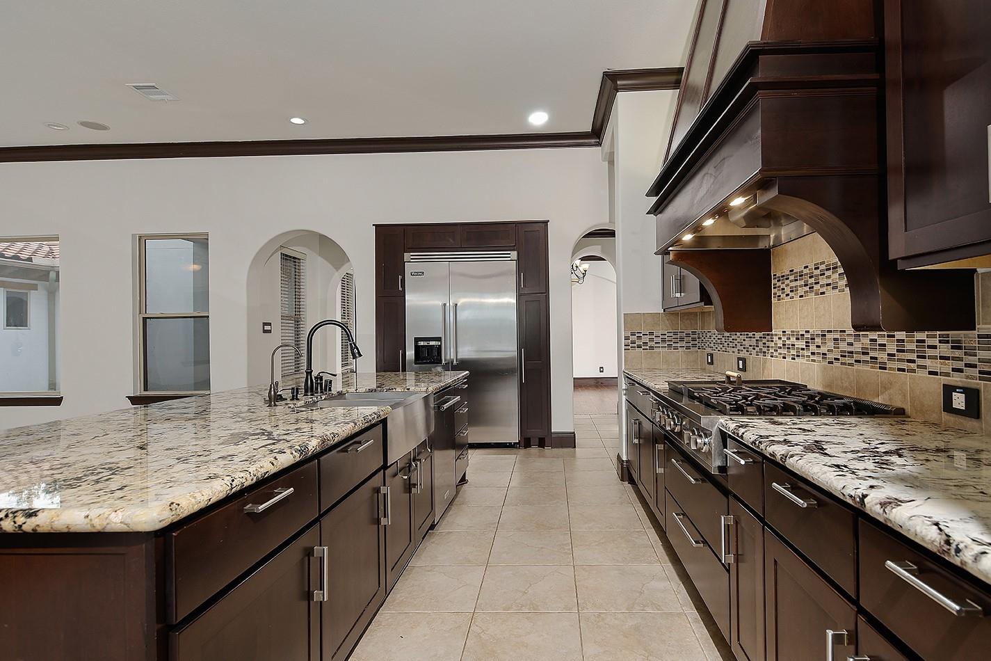 31 N Player Manor Circle