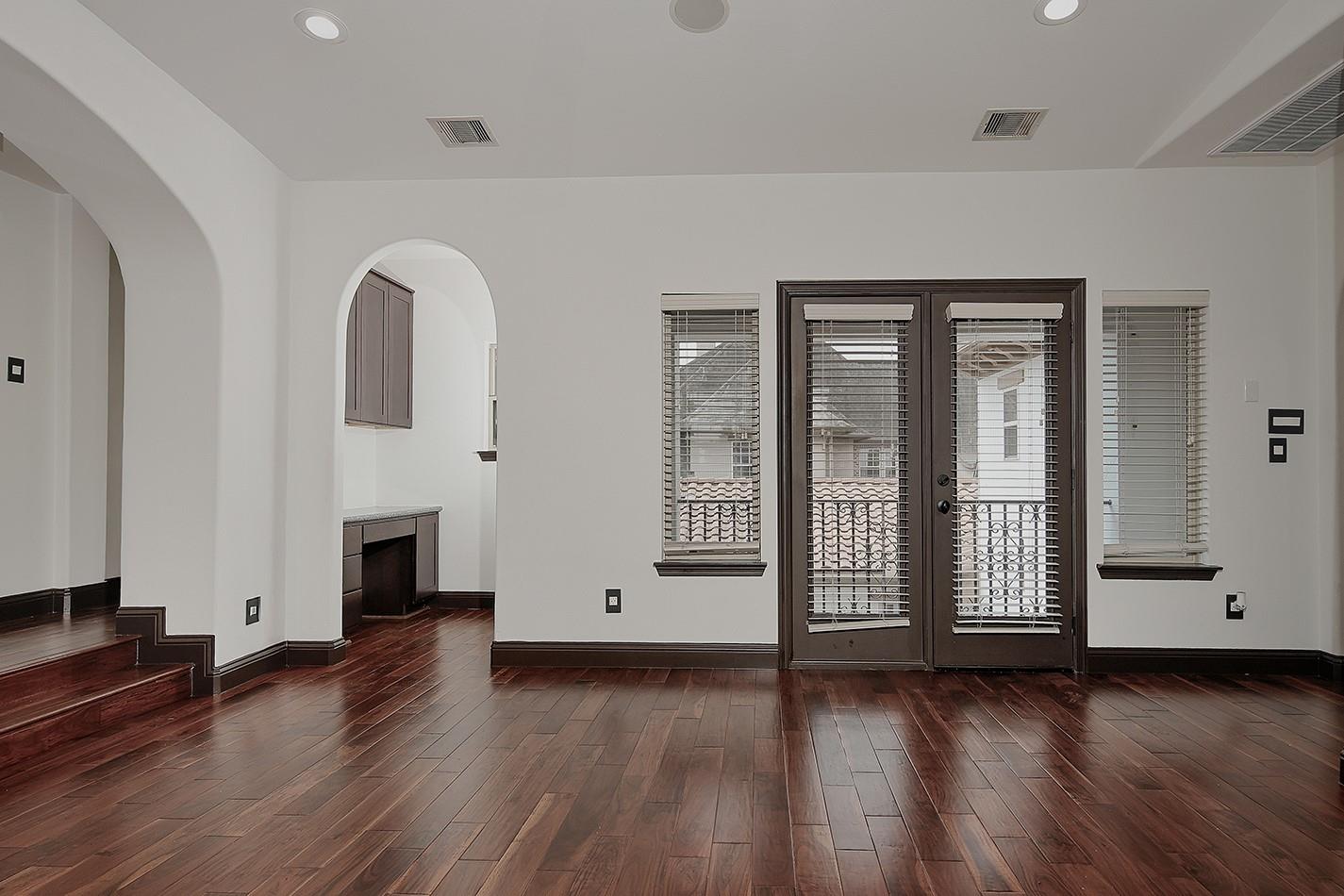 31 N Player Manor Circle